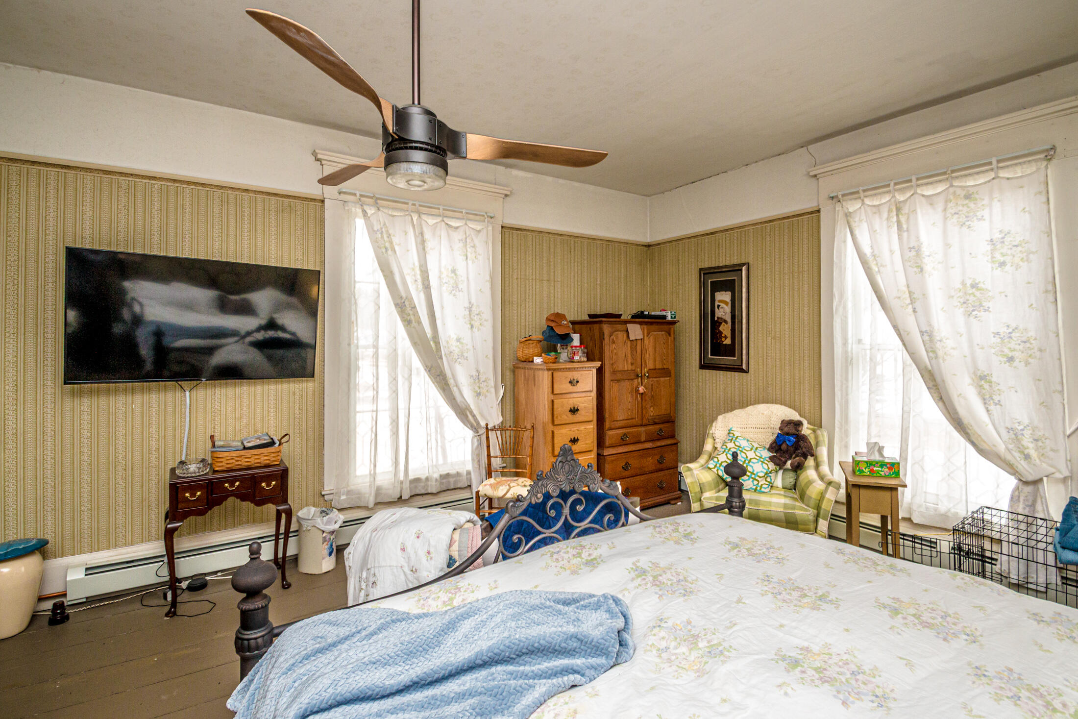 main property photo 42