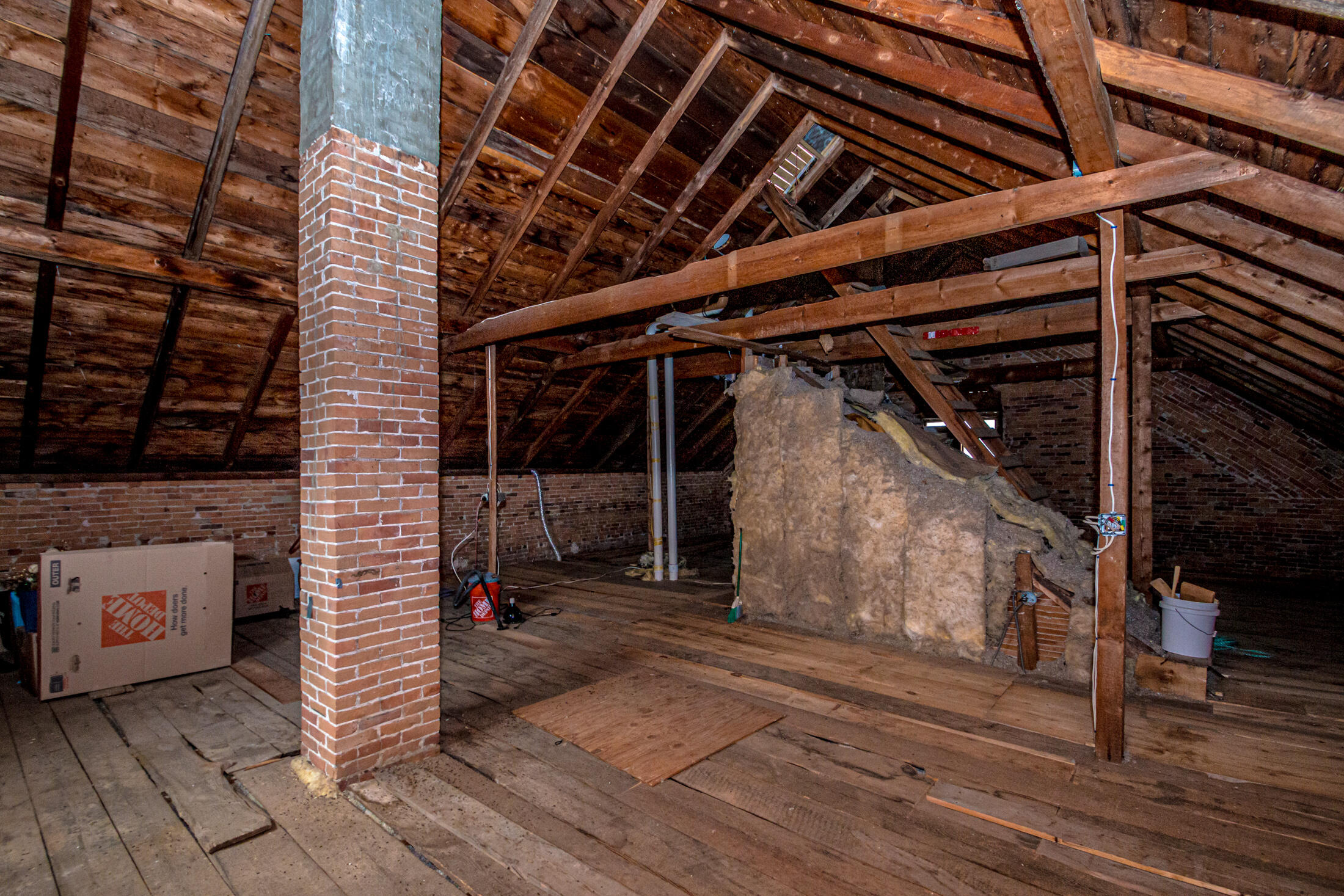 main property photo 47
