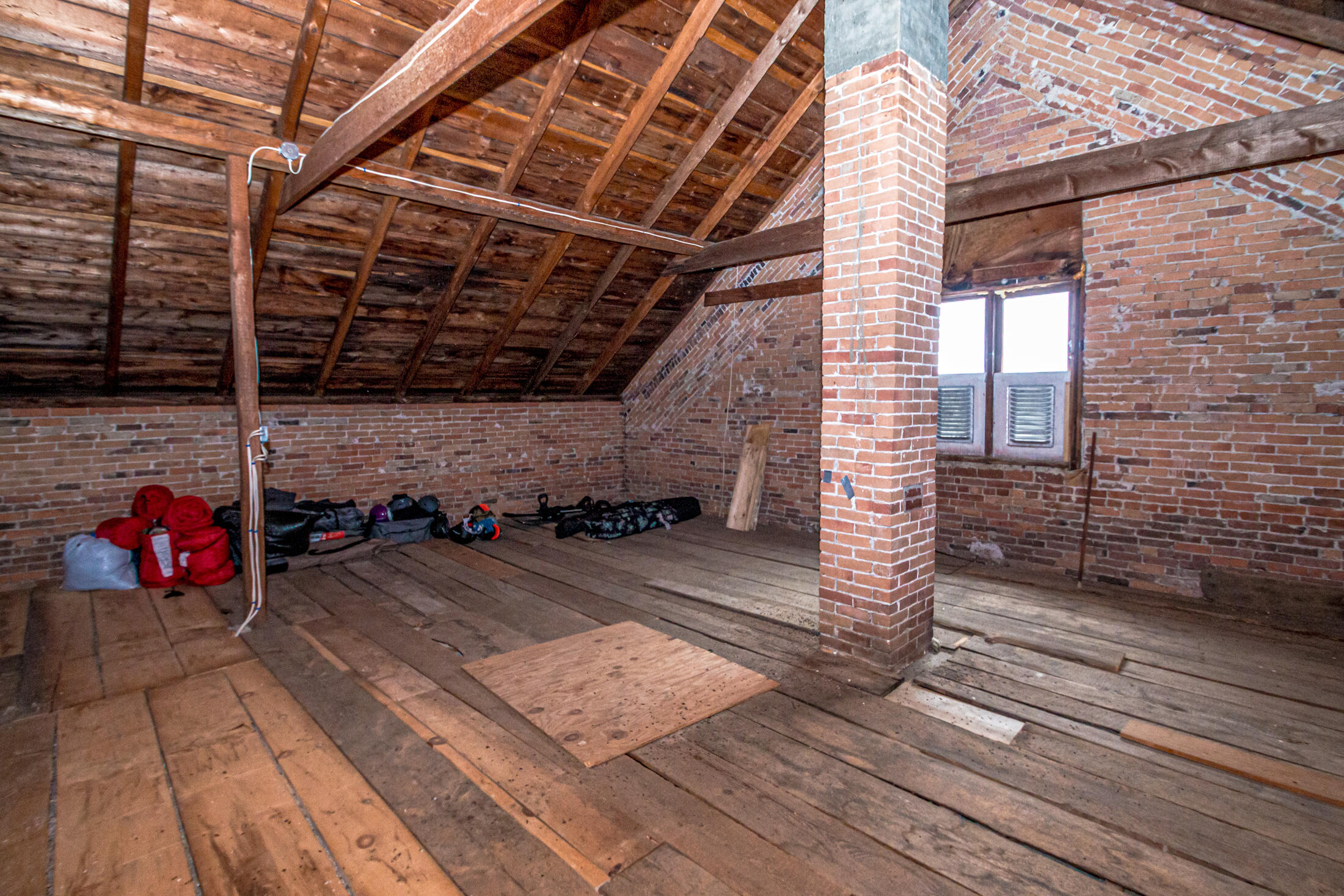 main property photo 49