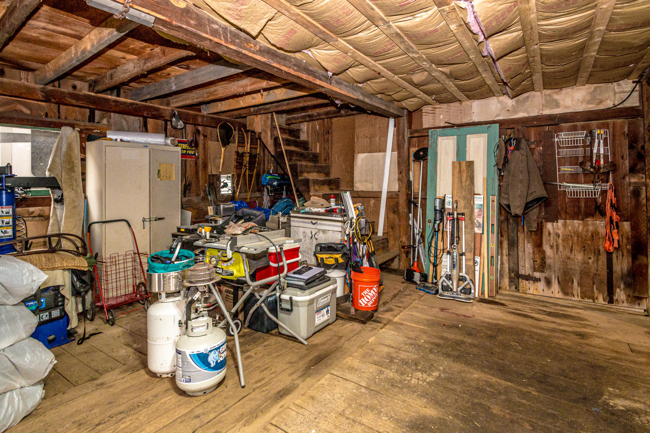 main property photo 59