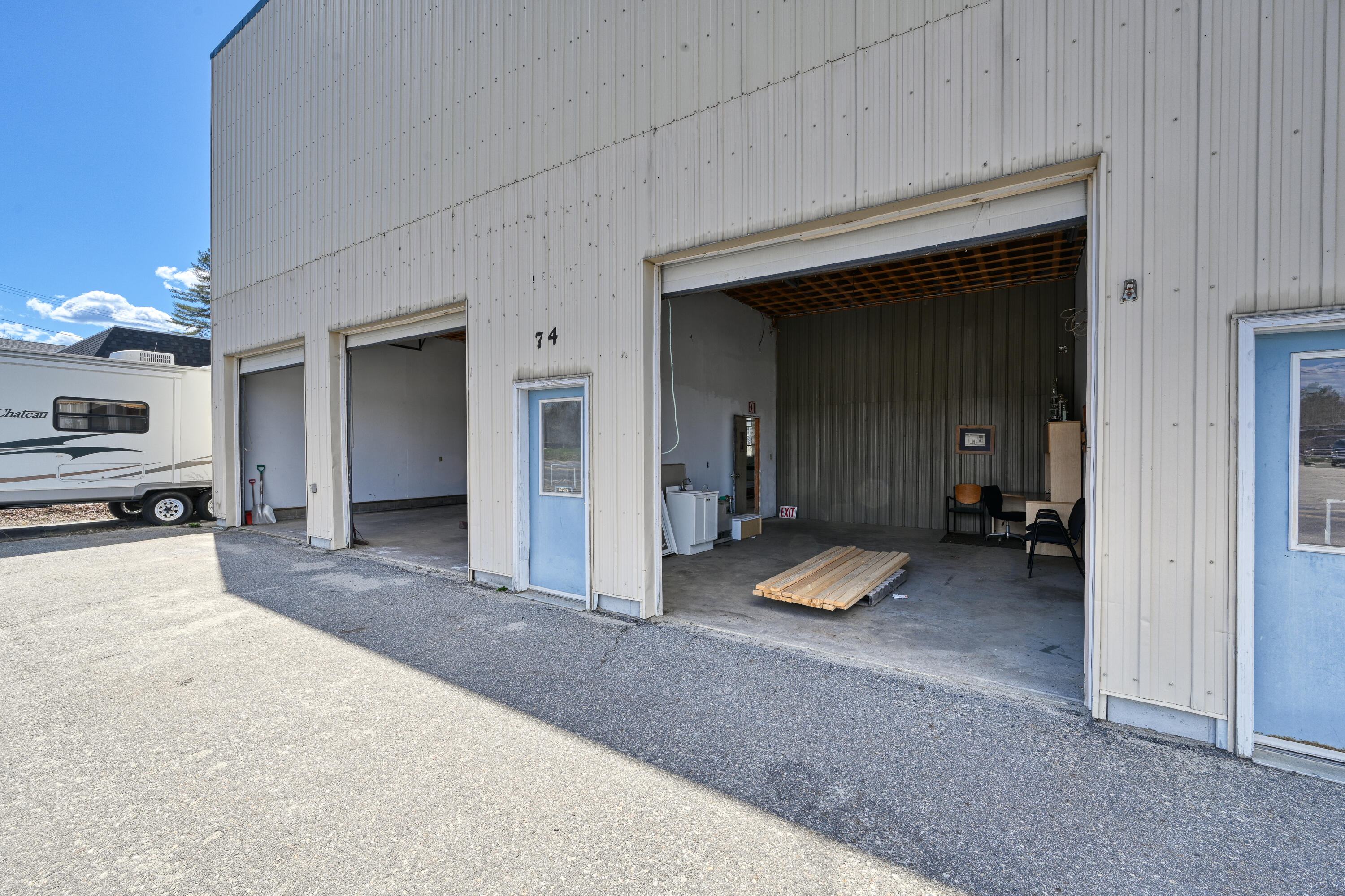 main property photo 12