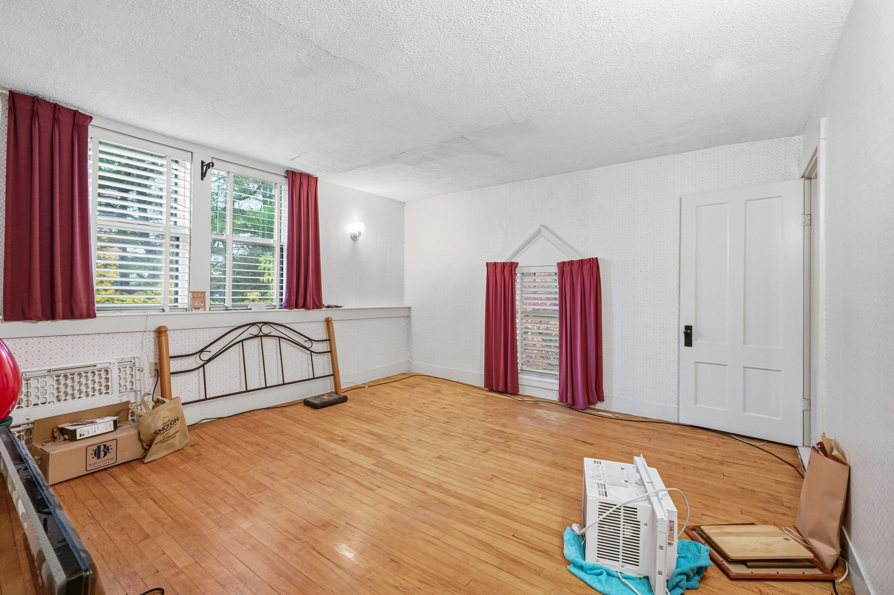 main property photo 51