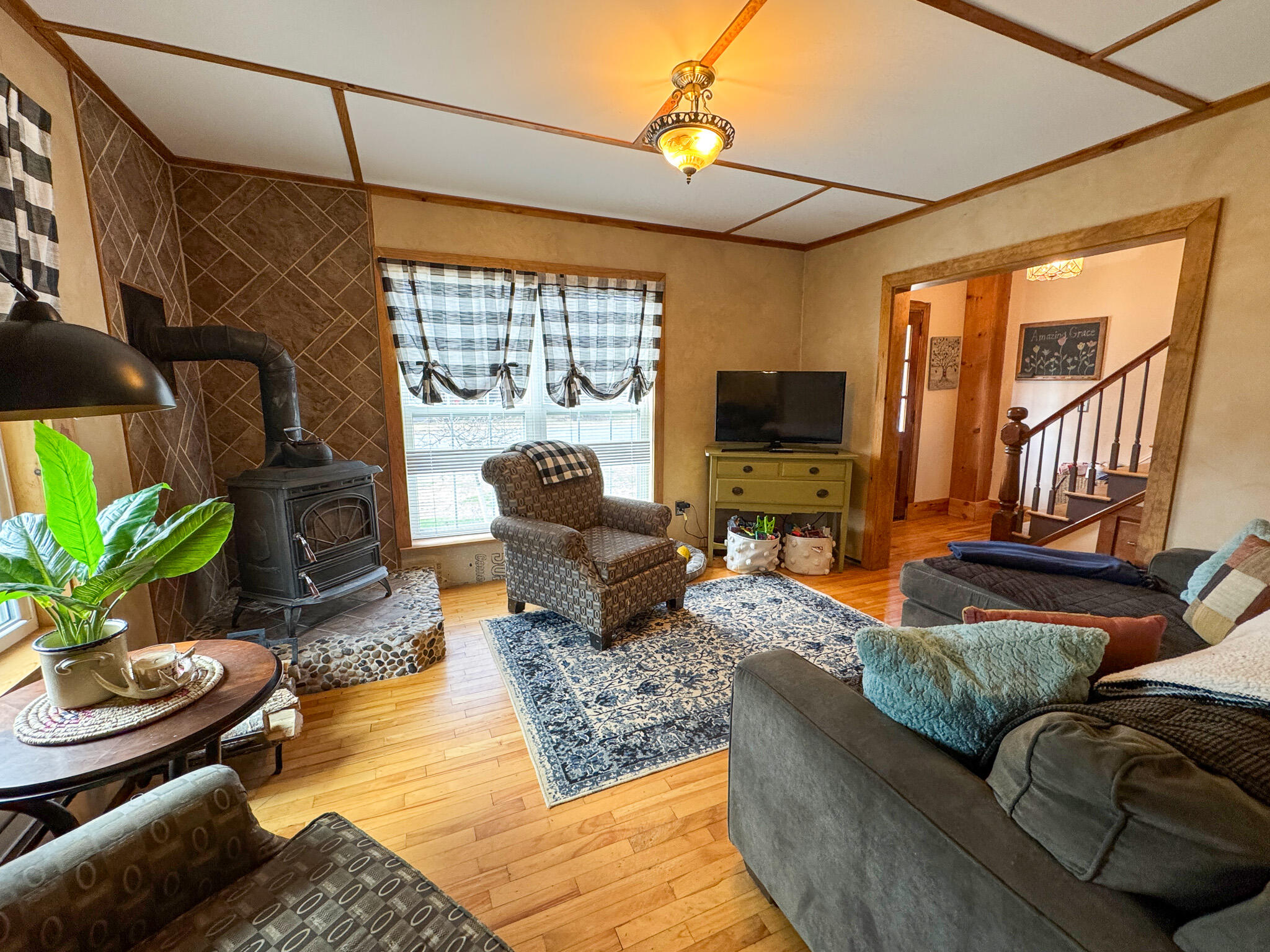 main property photo 10