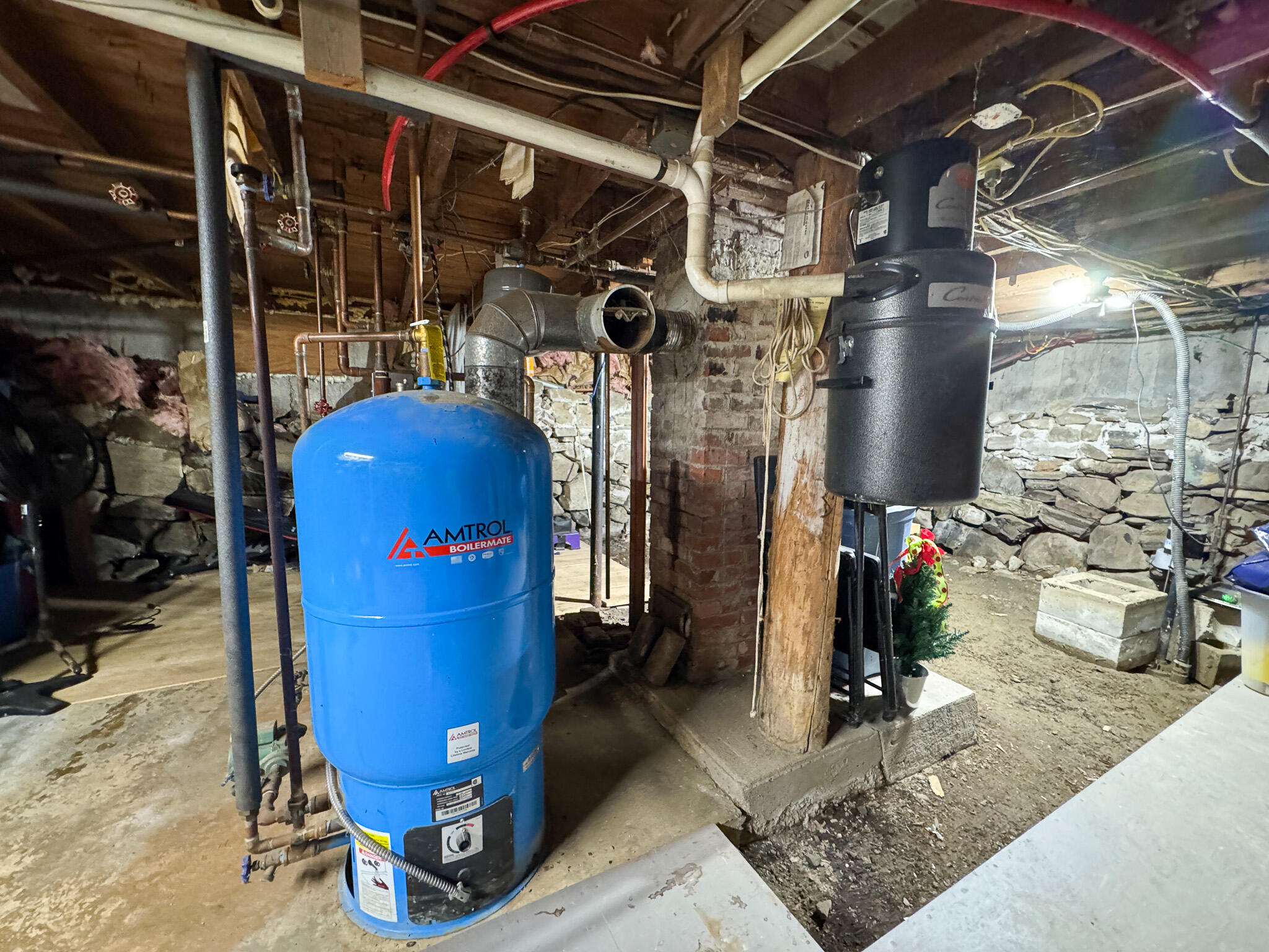main property photo 29