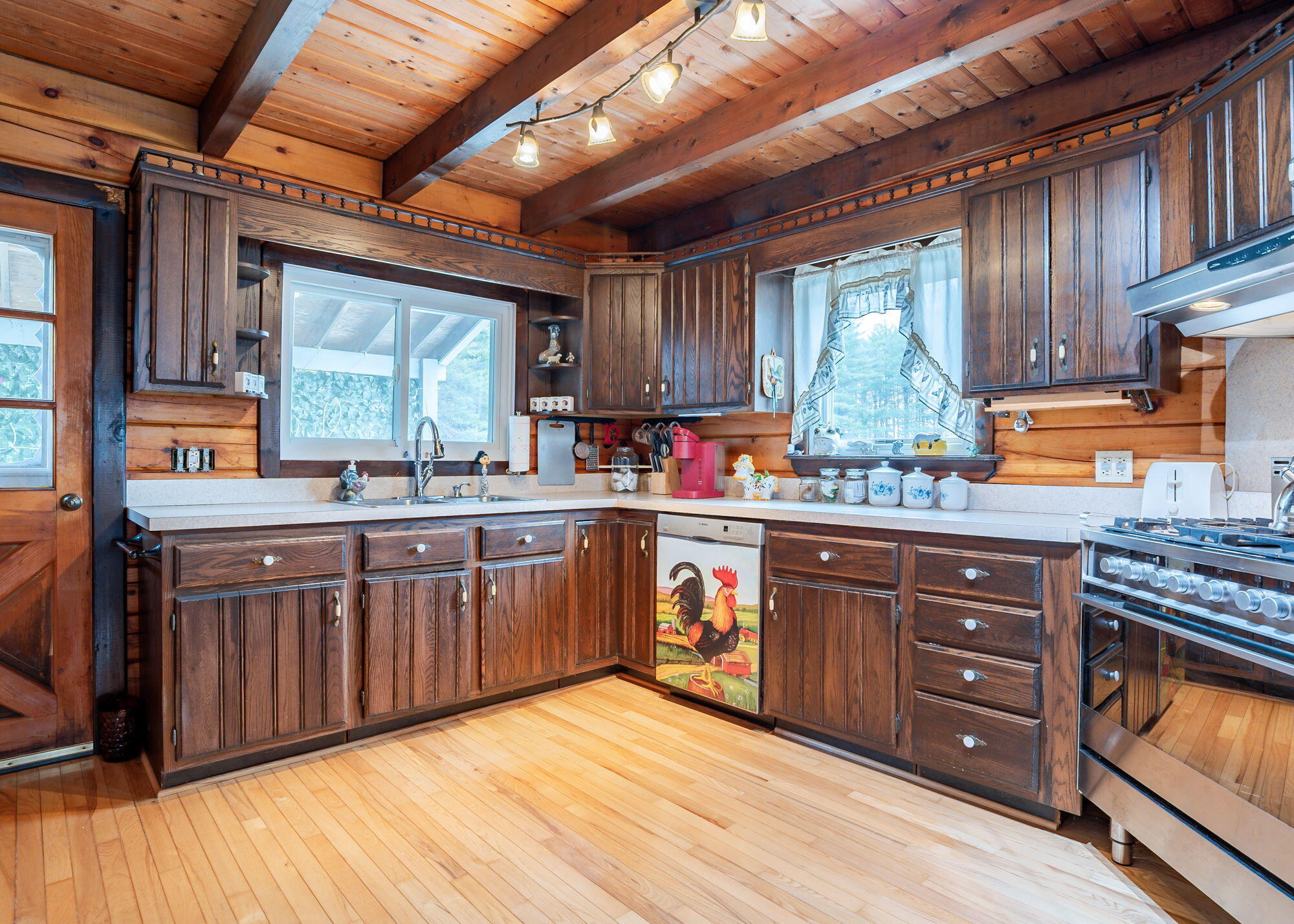main property photo 35