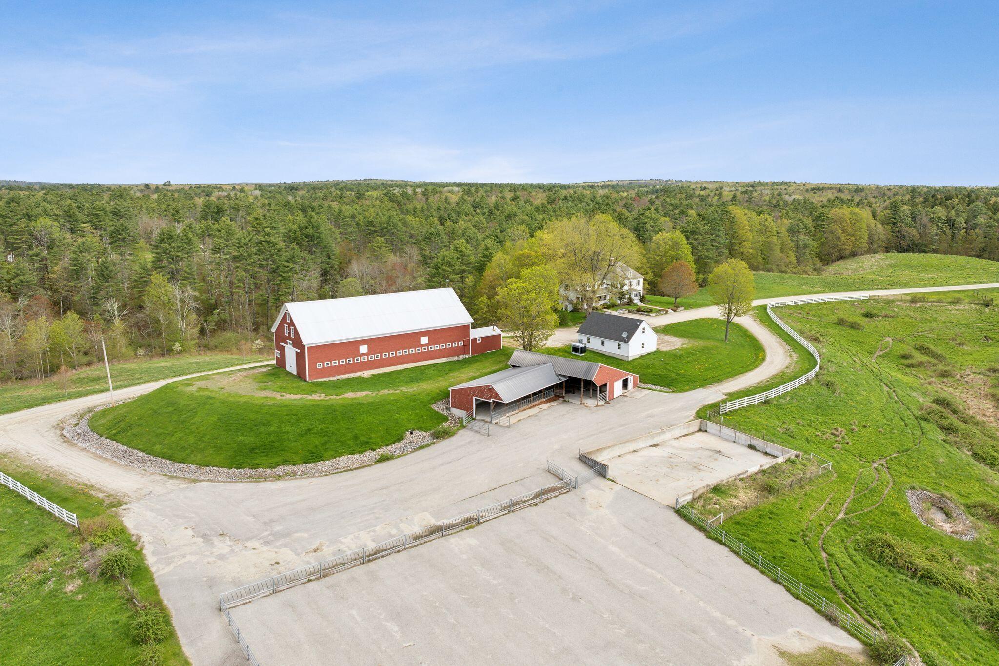main property photo 16