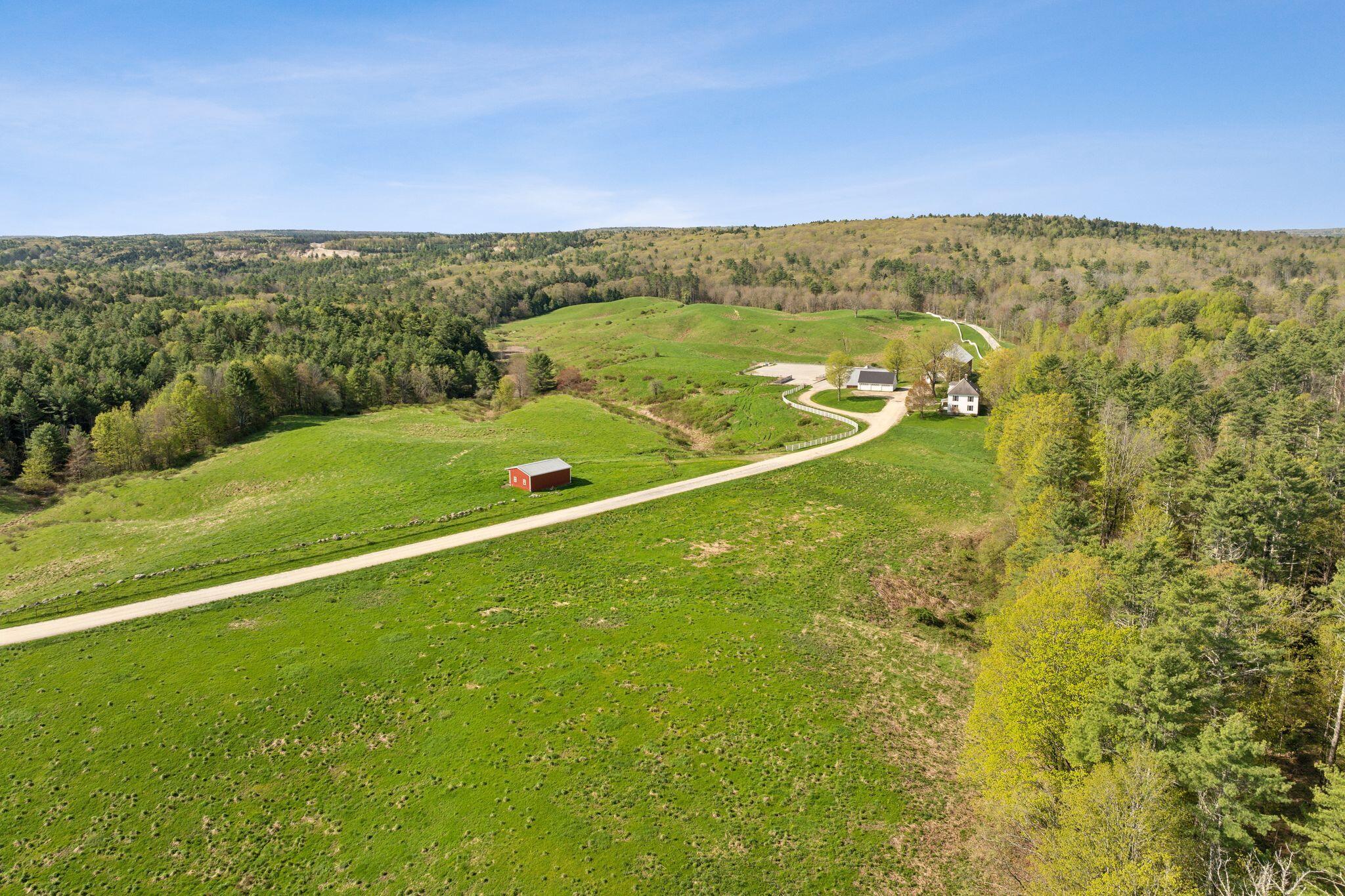 main property photo 33