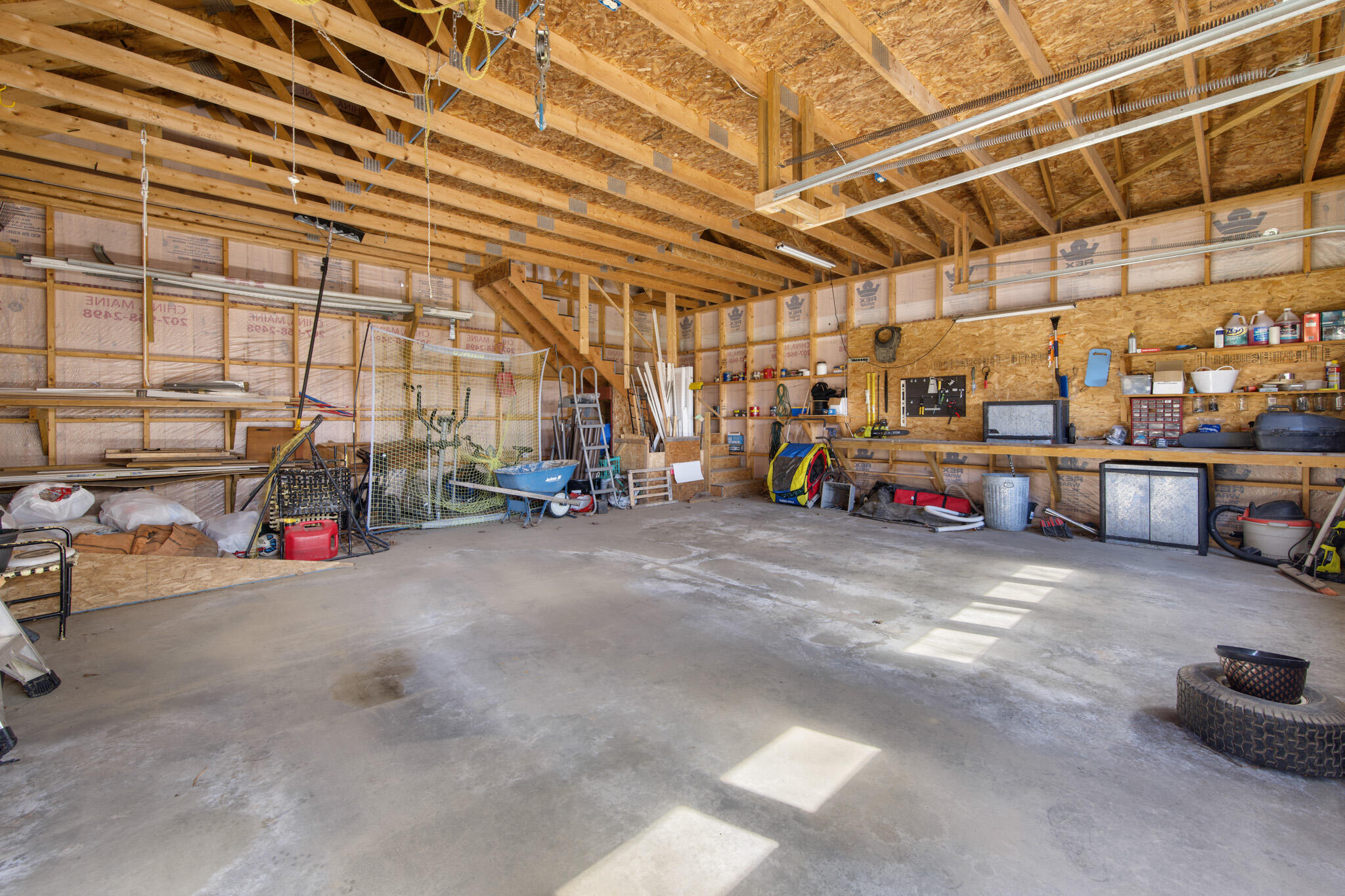 main property photo 36