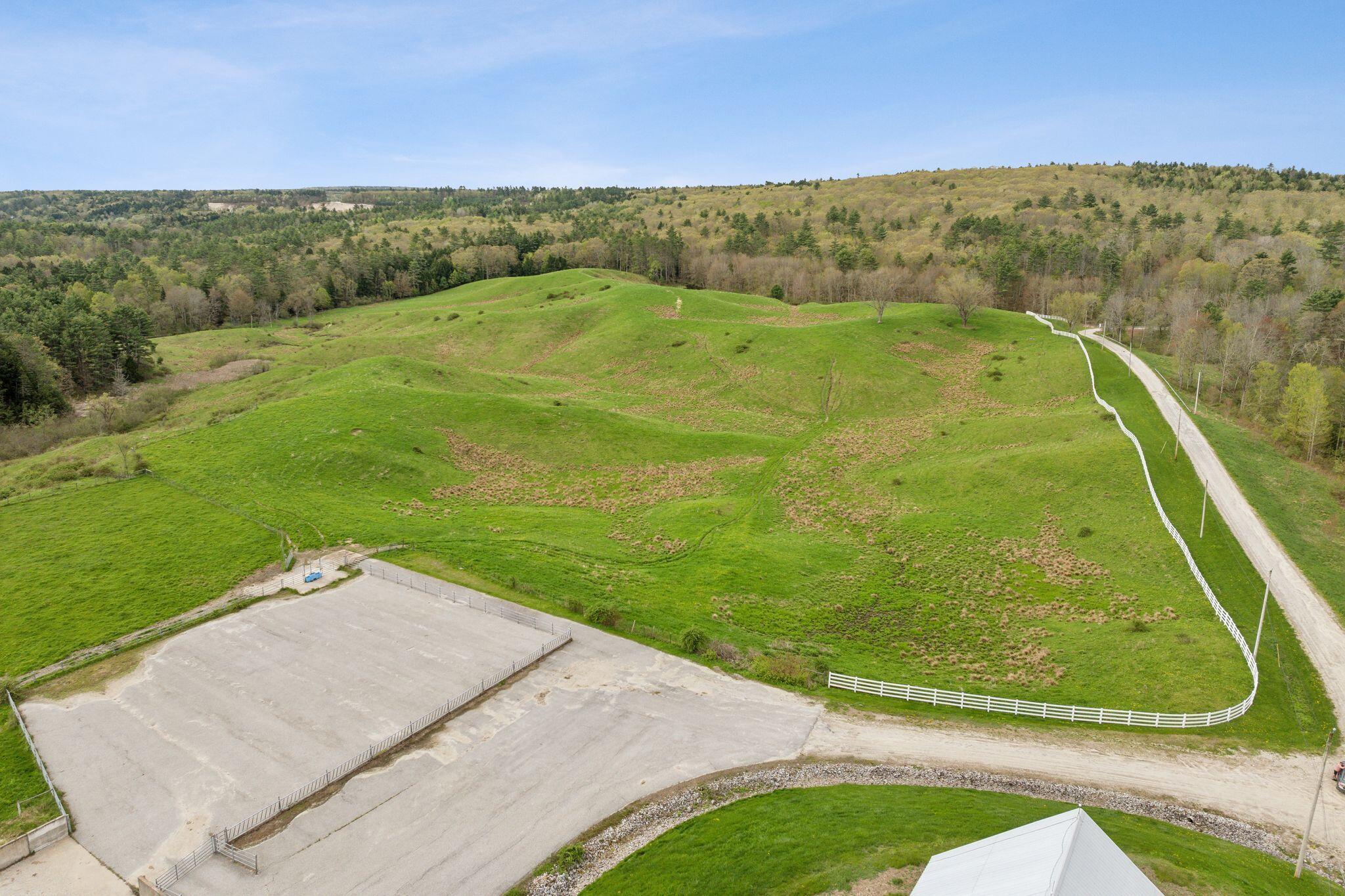 main property photo 36