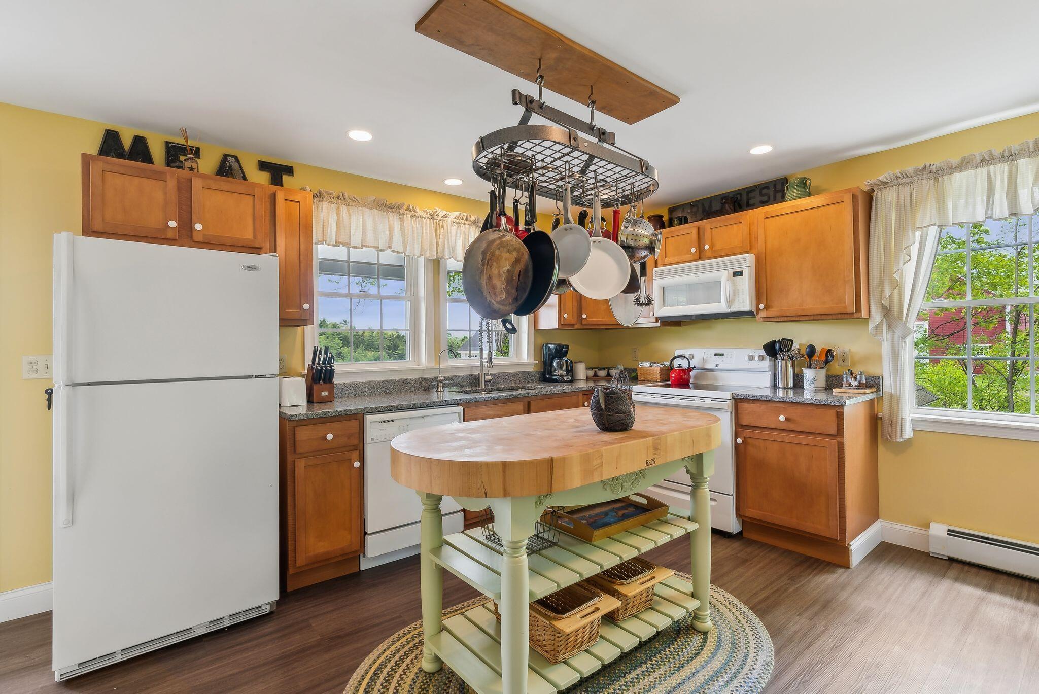 main property photo 81