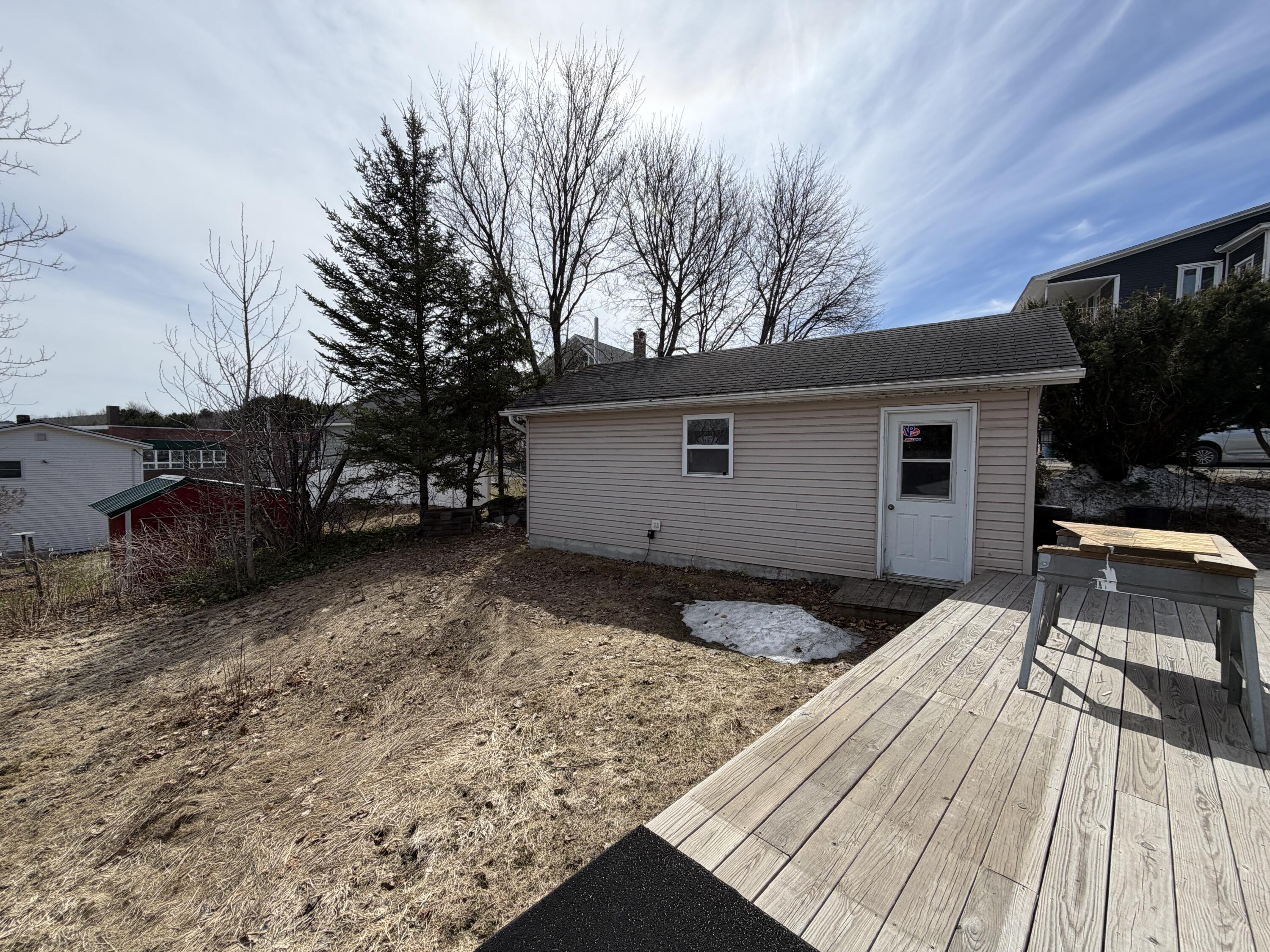 main property photo 13