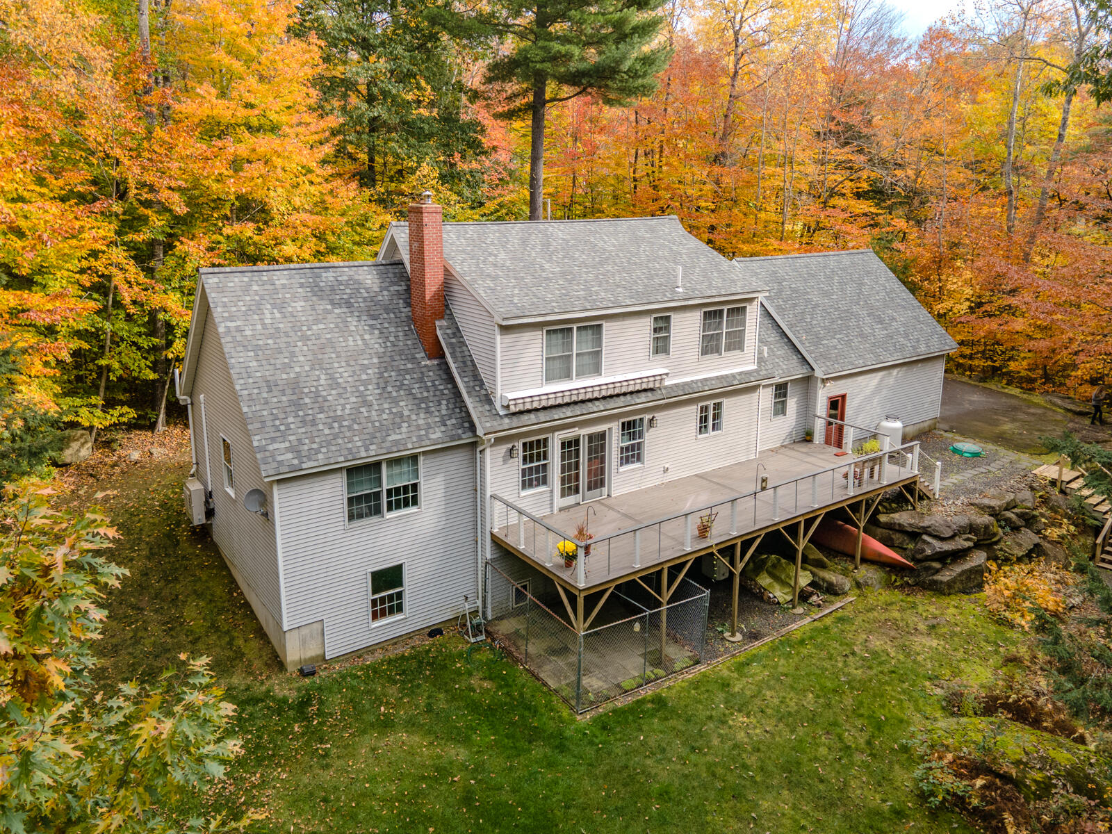 main property photo 36