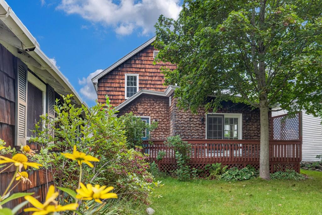 main property photo 75