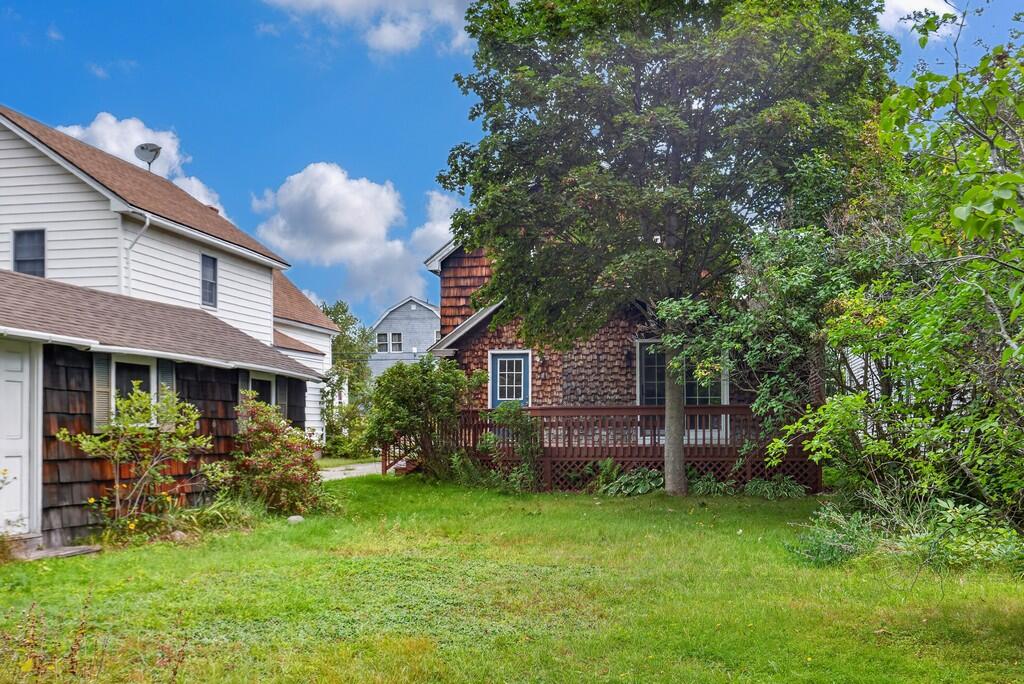 main property photo 76