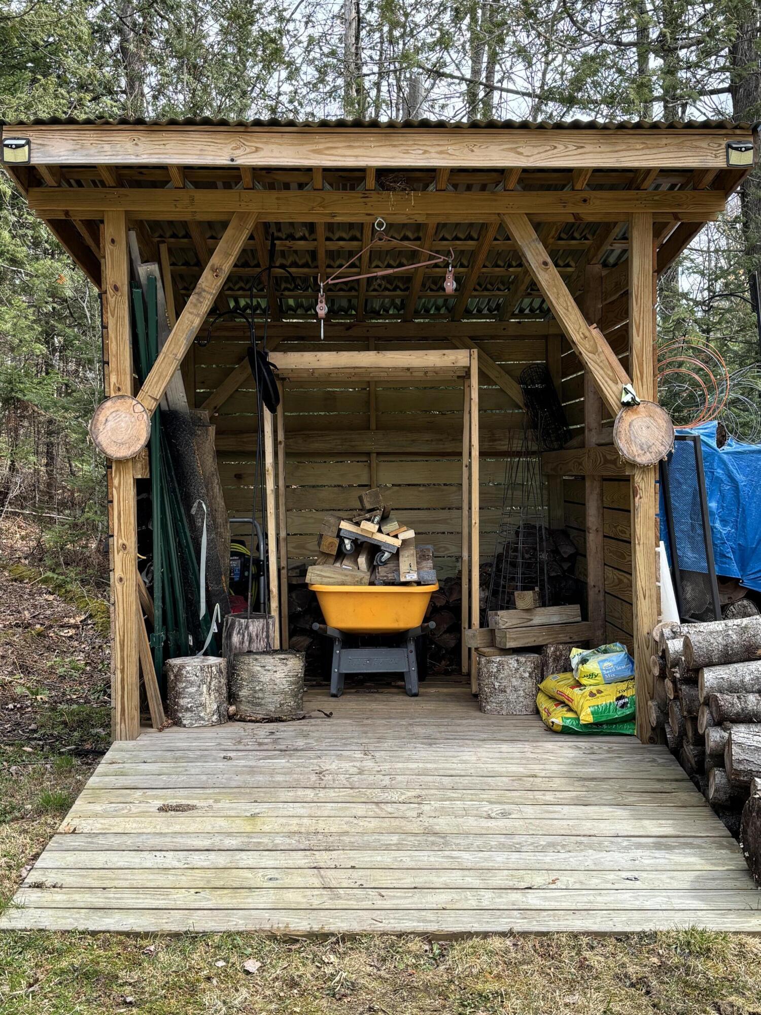 main property photo 25