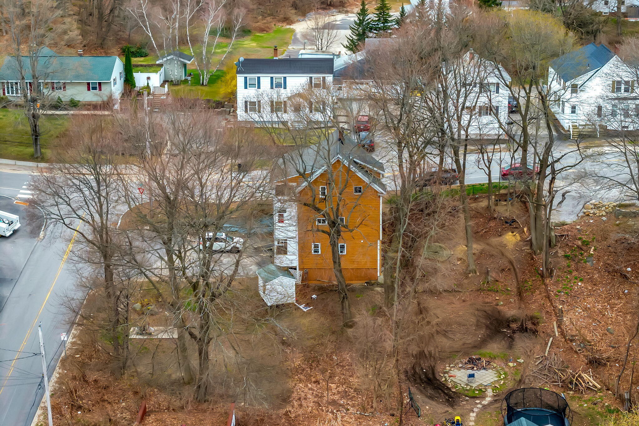 main property photo 32
