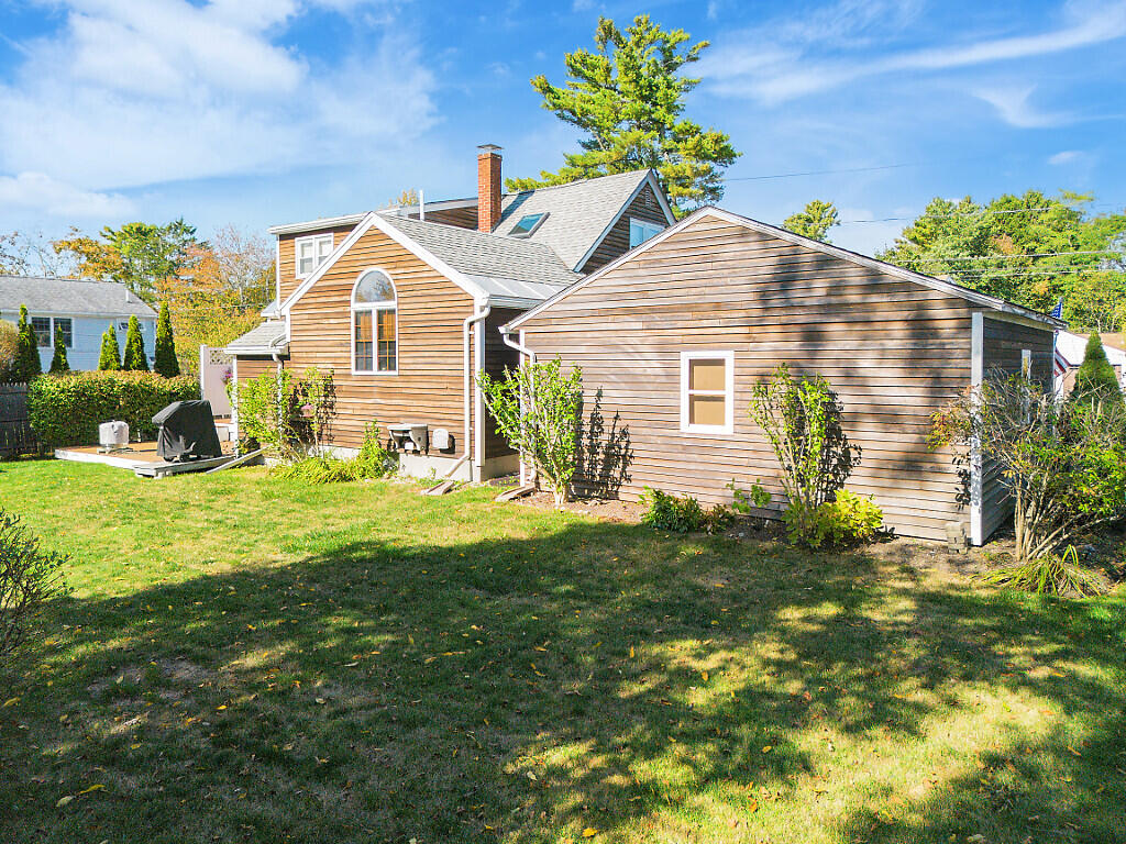 main property photo 30