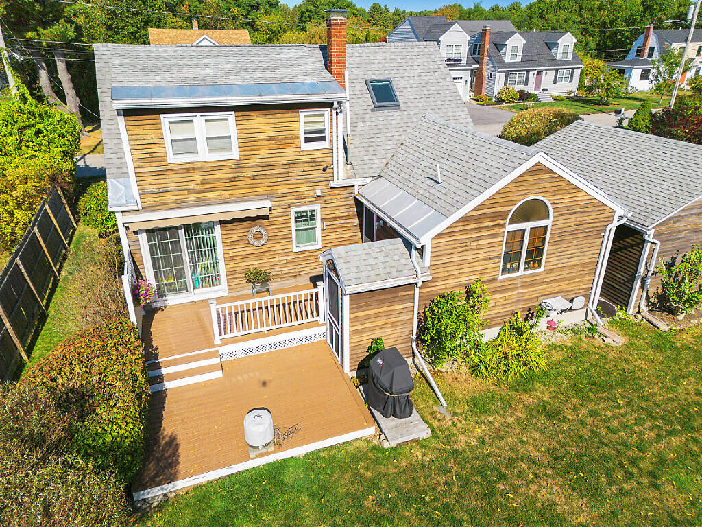 main property photo 31