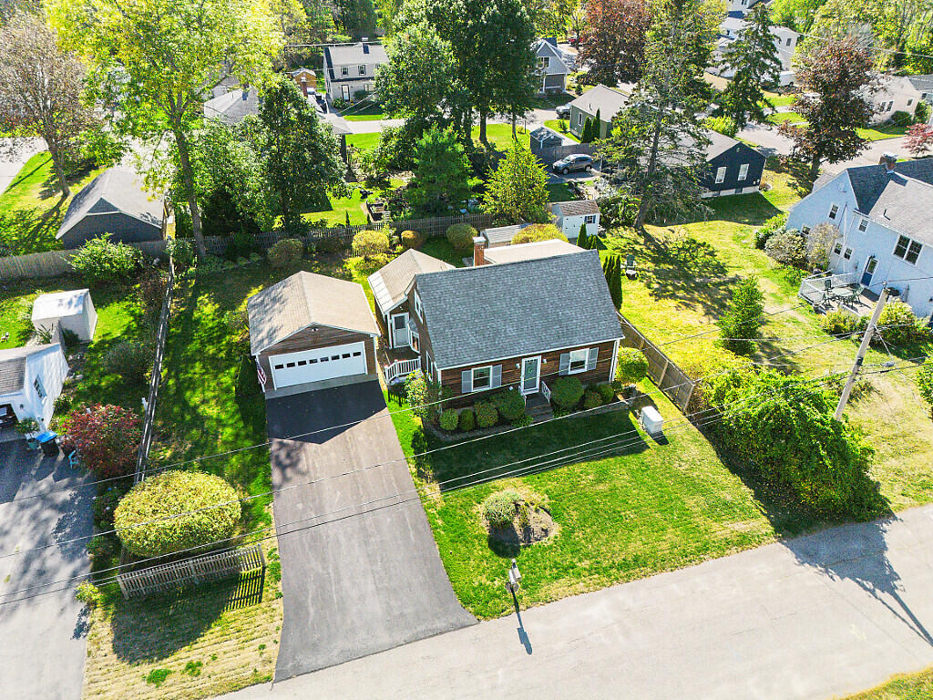 main property photo 39