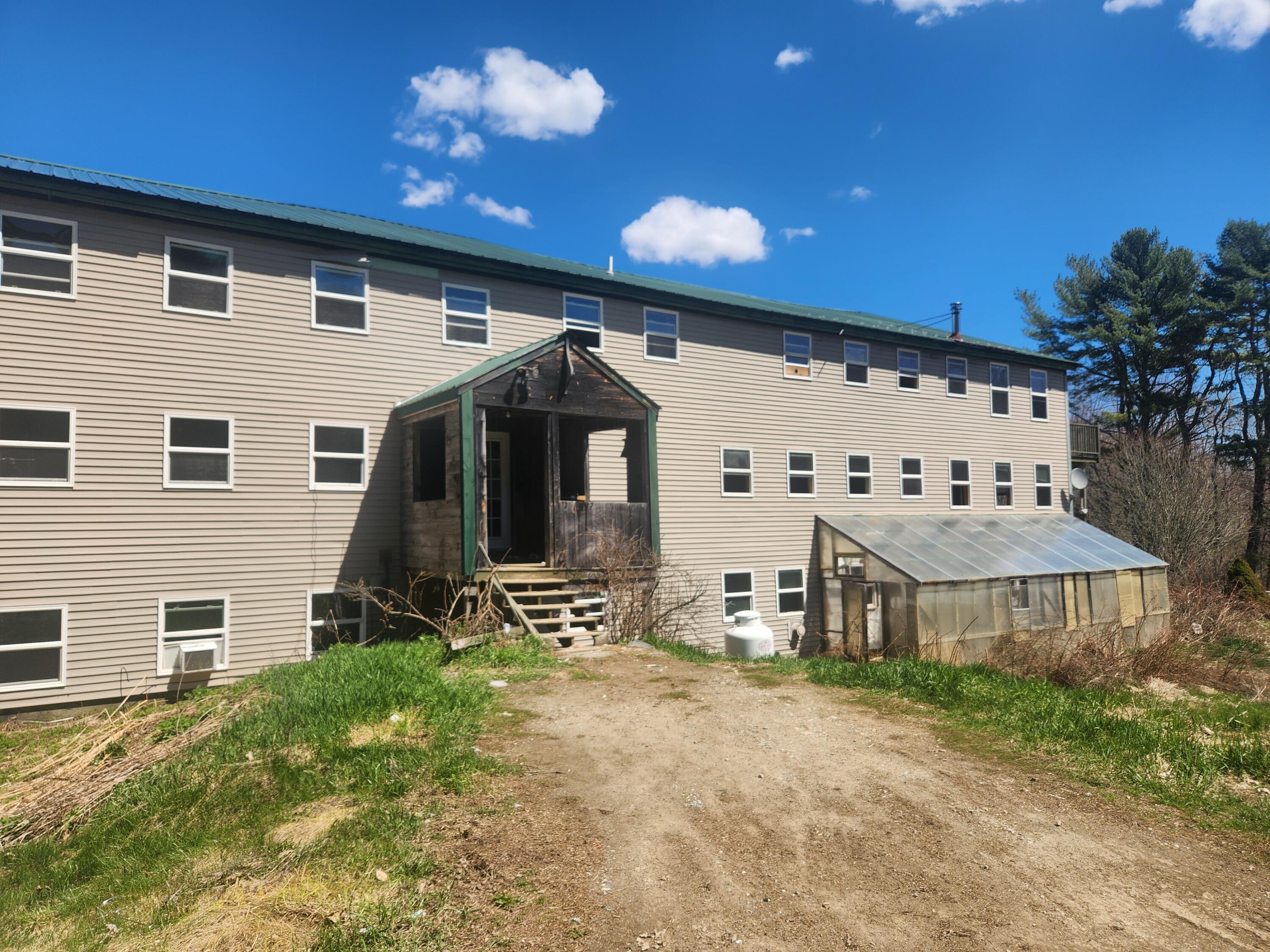 main property photo 16