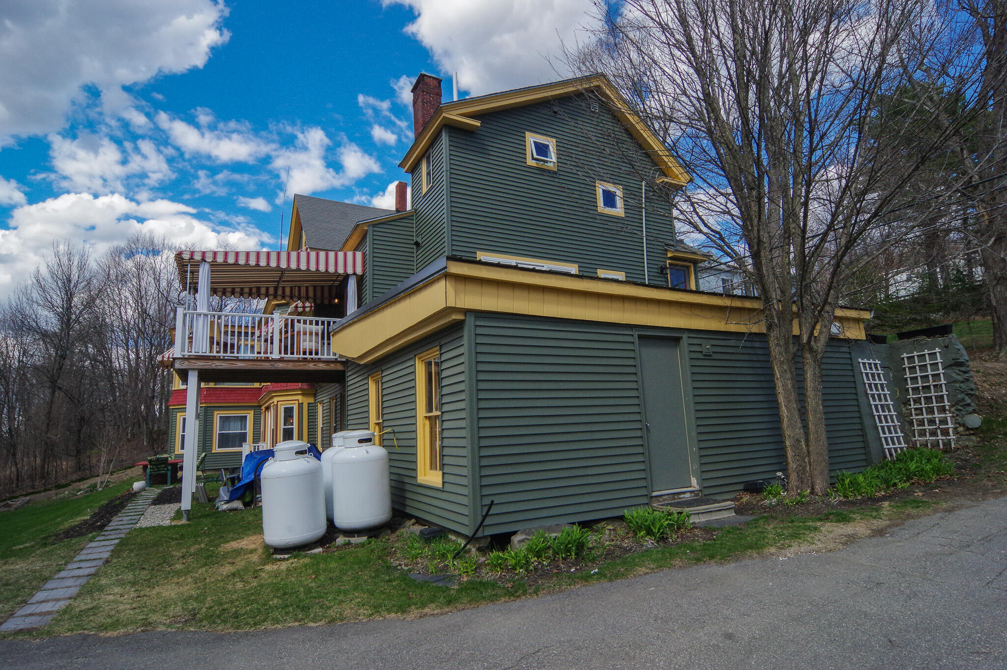 main property photo 98