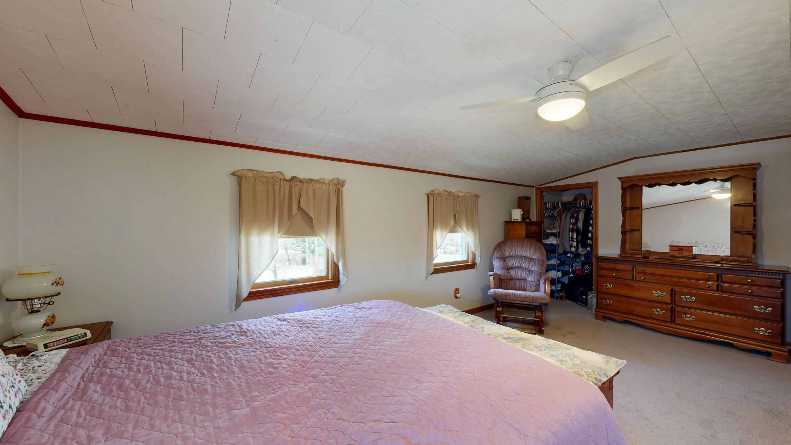 main property photo 48