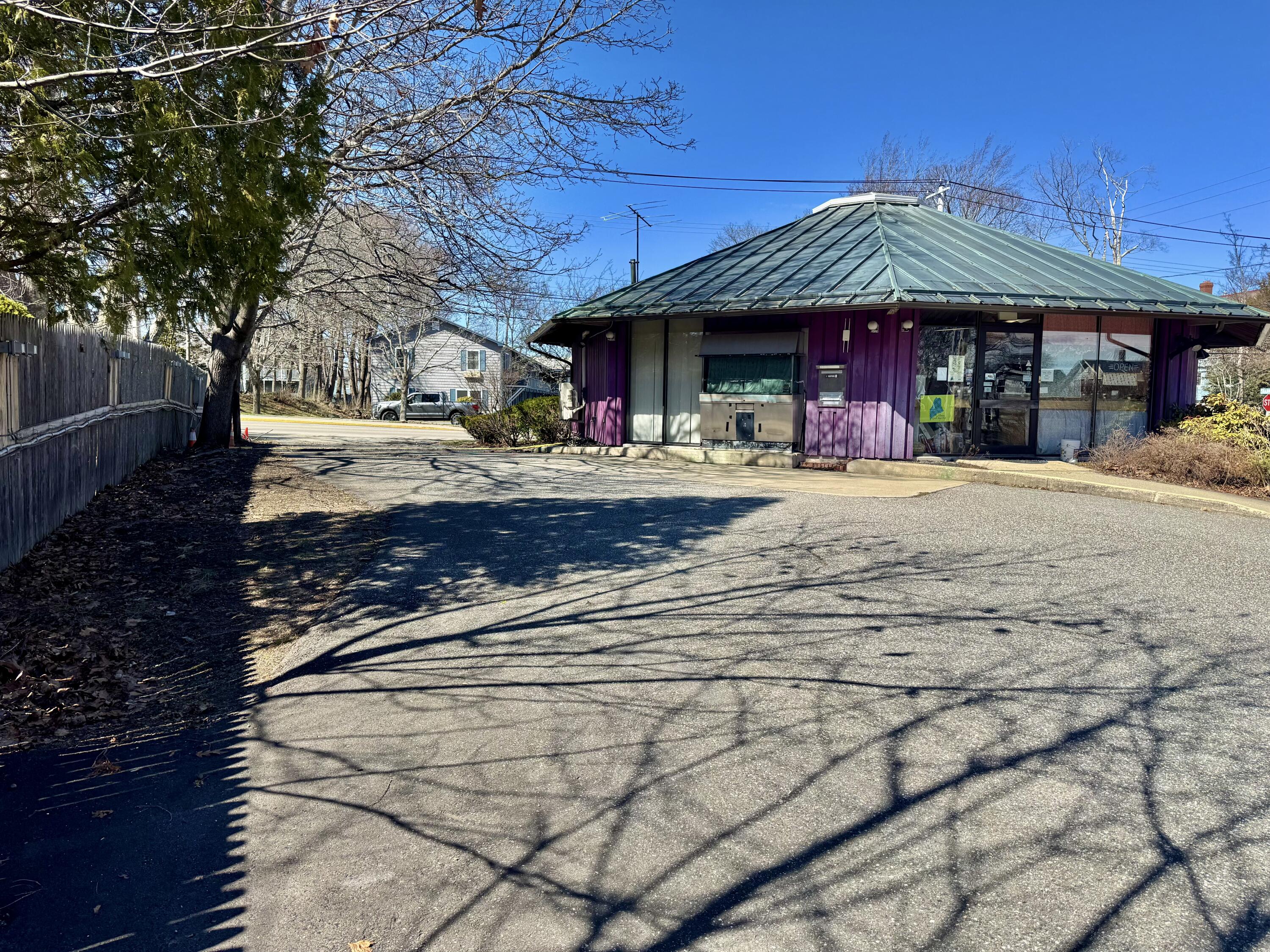 main property photo 15