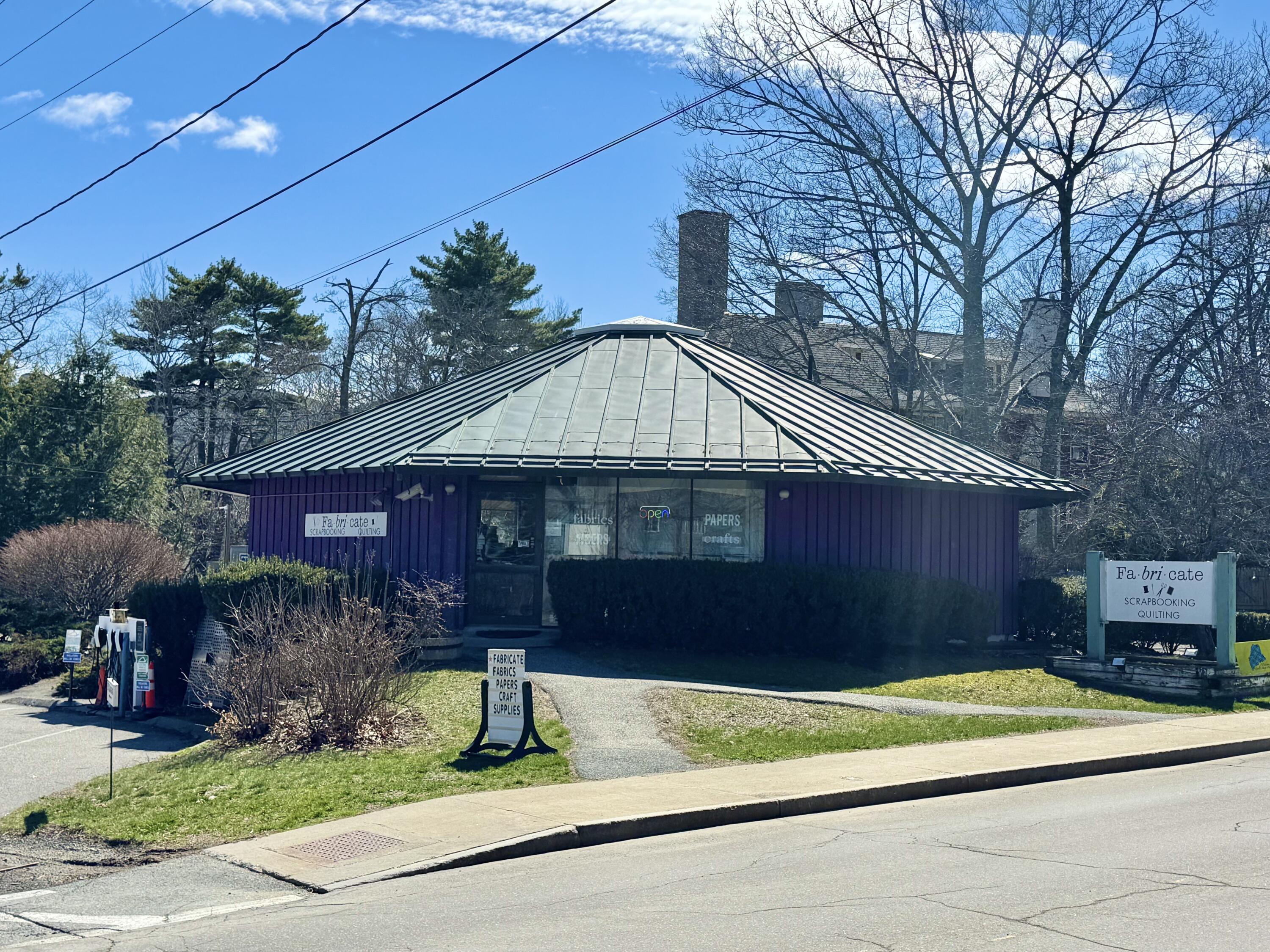 main property photo 17