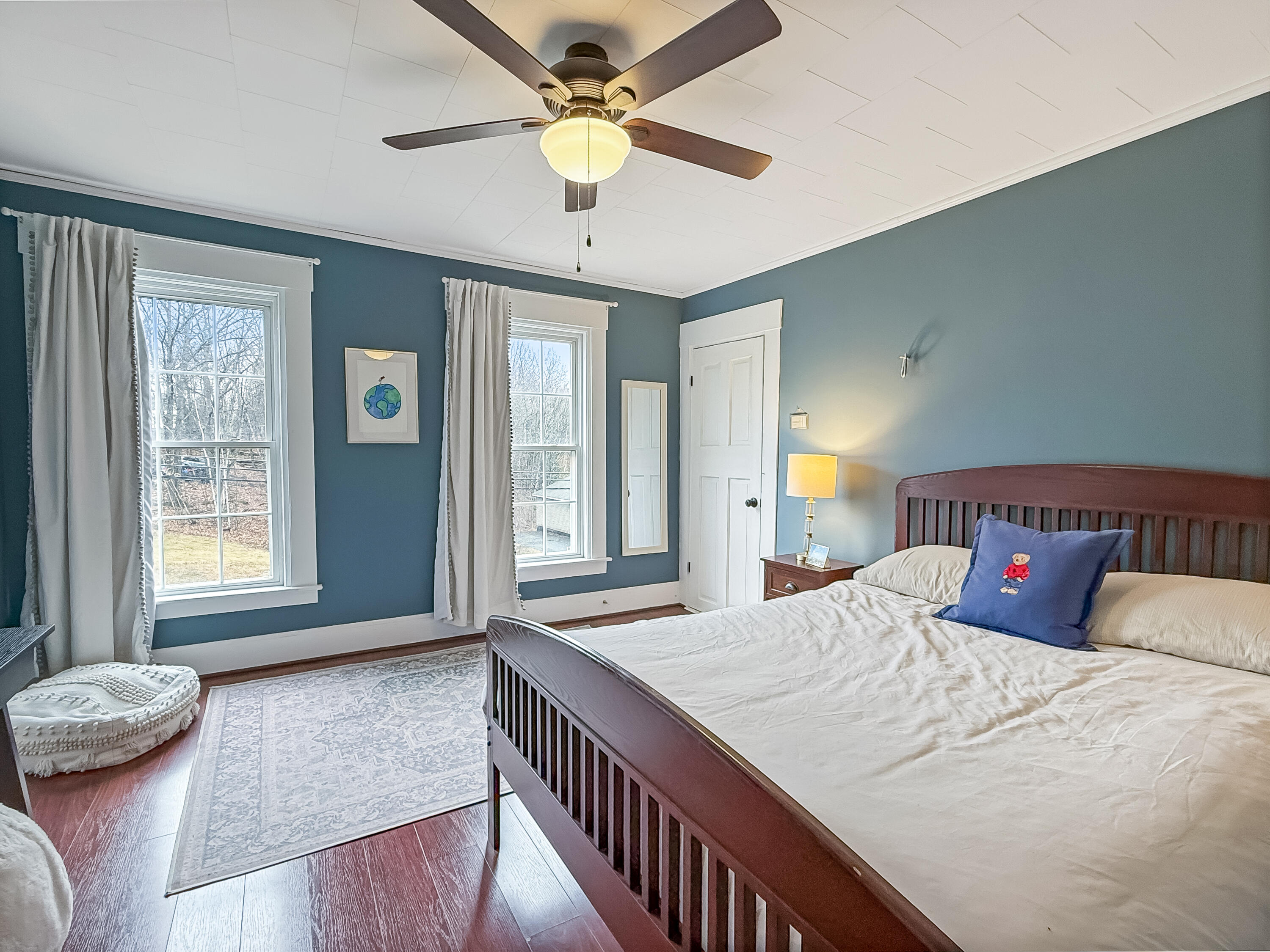 main property photo 18