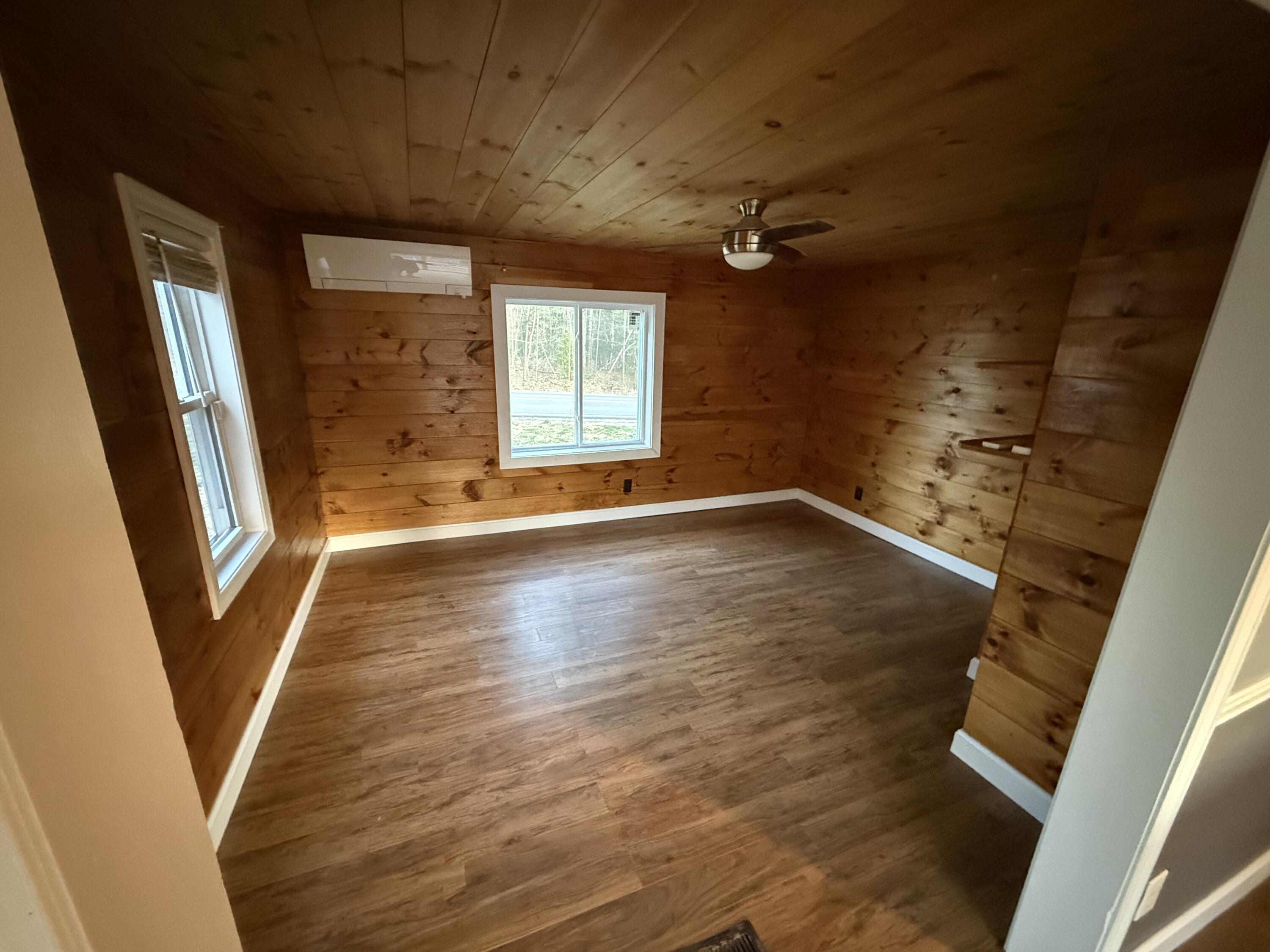 property viewer photo 10