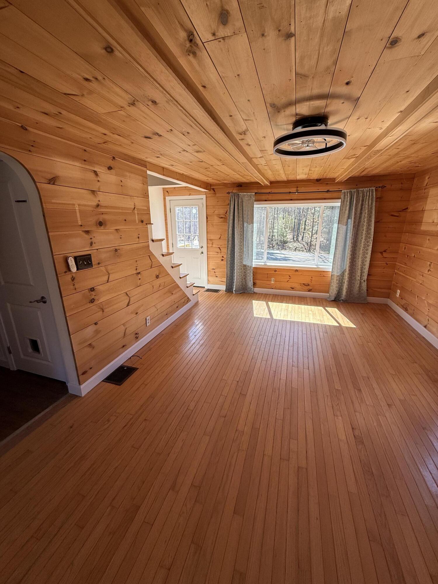 property viewer photo 15