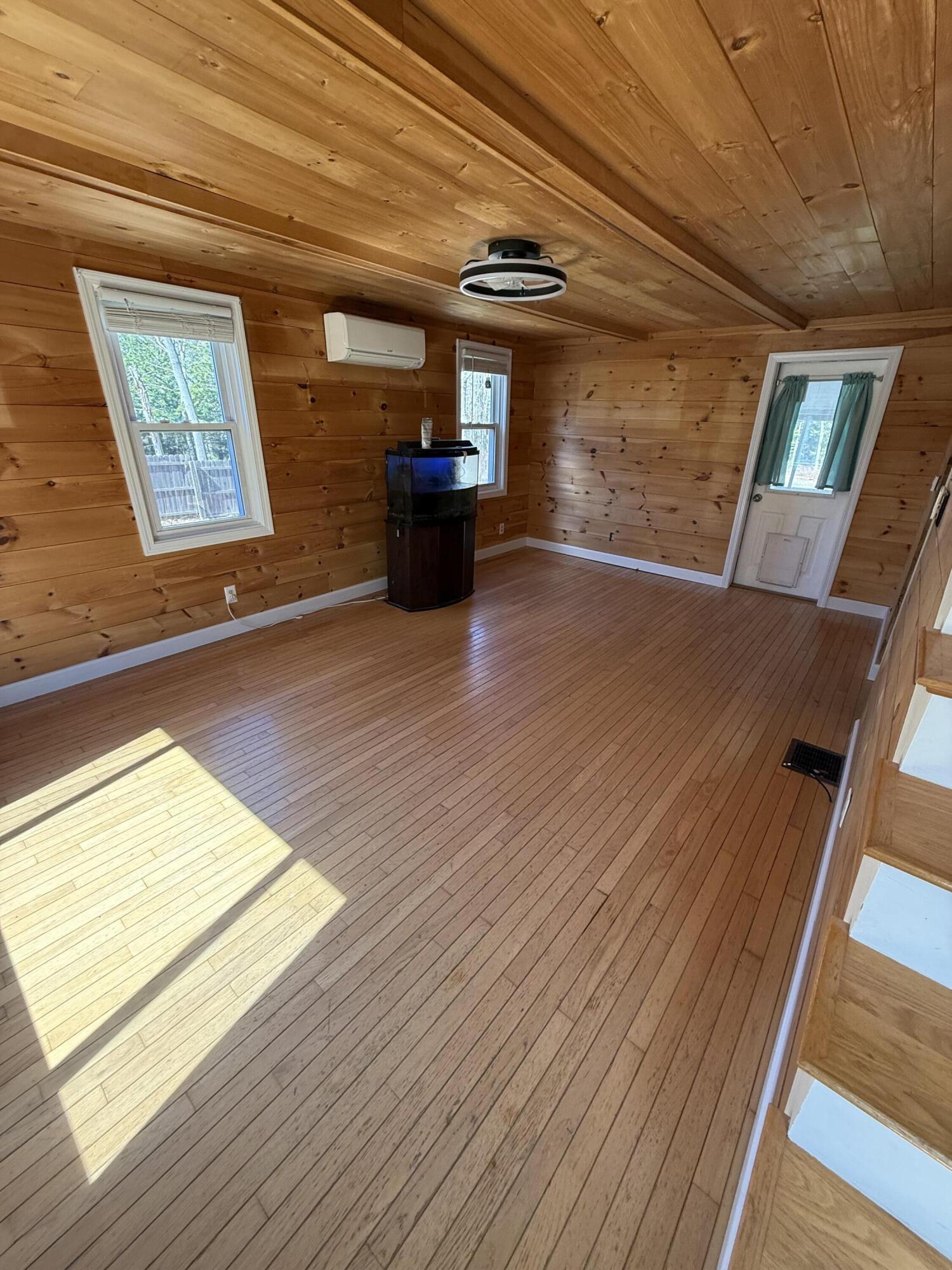 property viewer photo 18