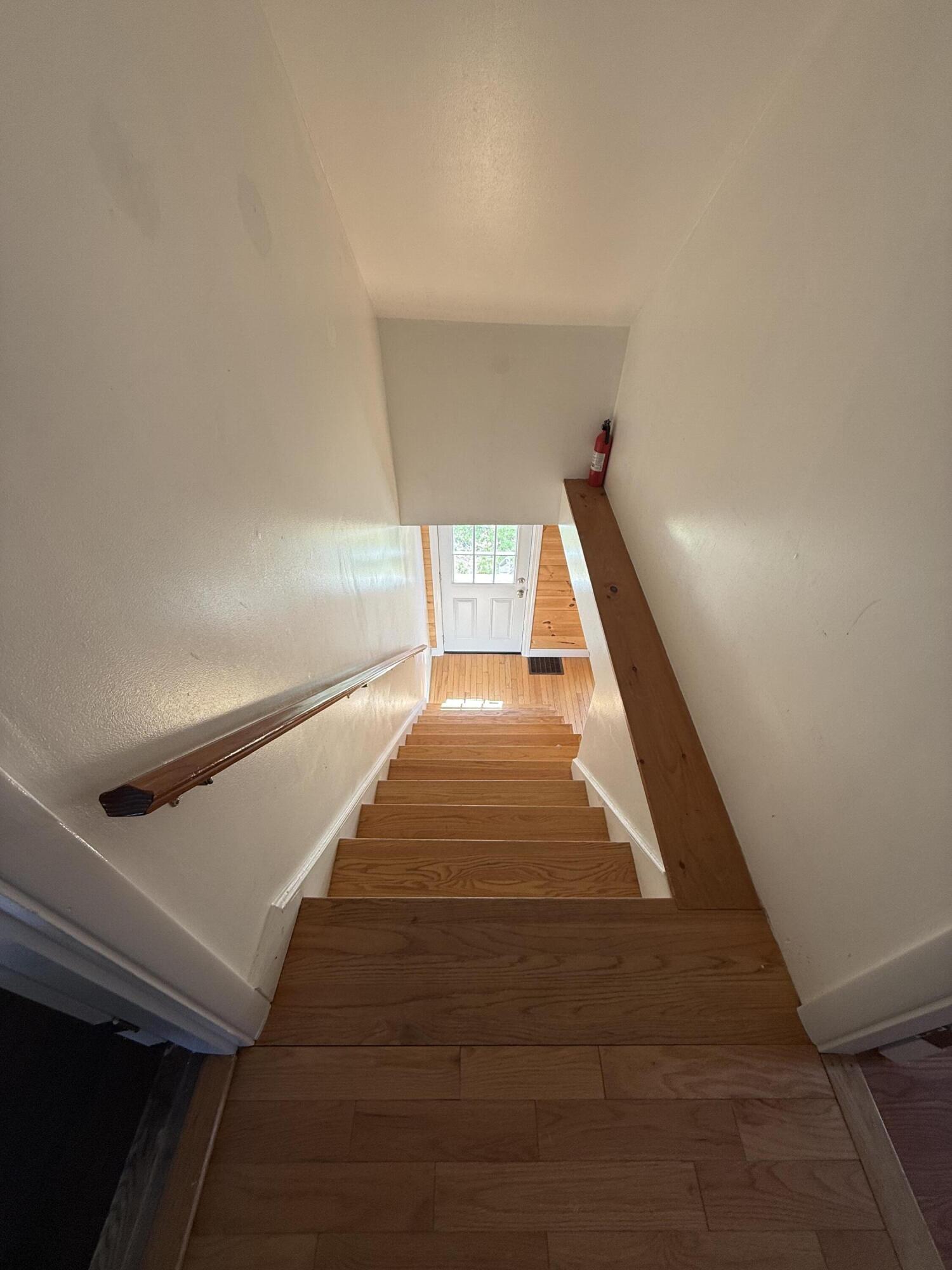 property viewer photo 20