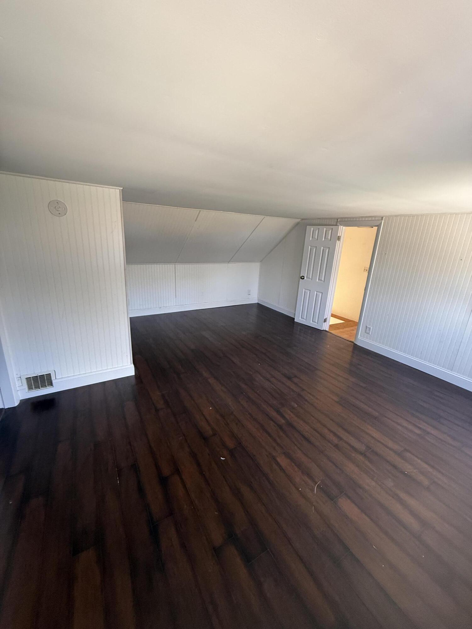 property viewer photo 23