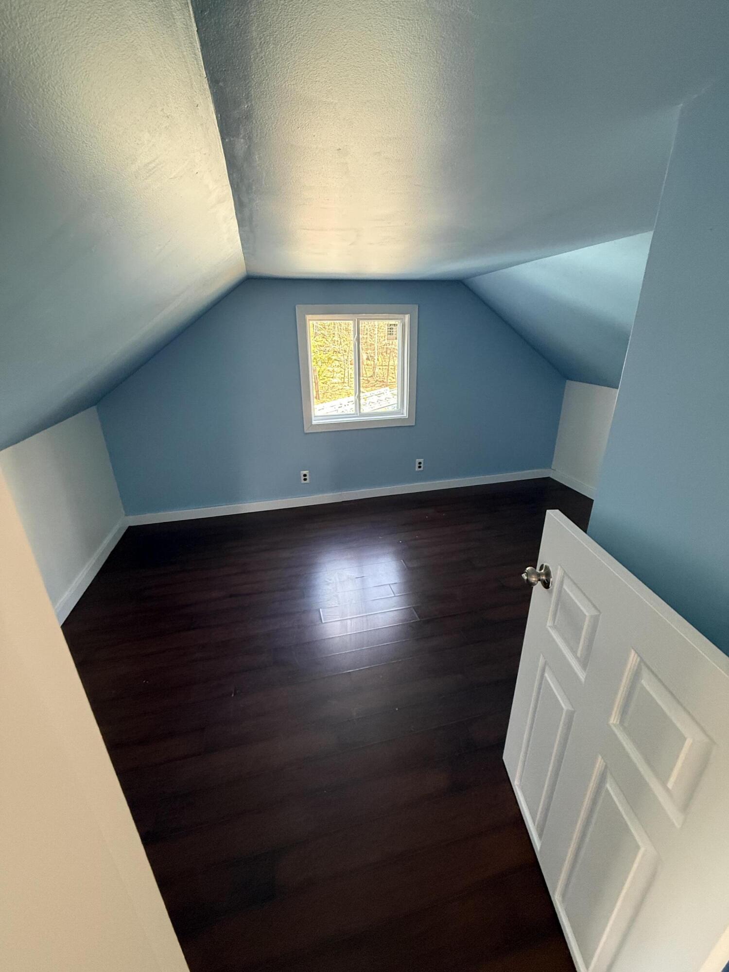 property viewer photo 24
