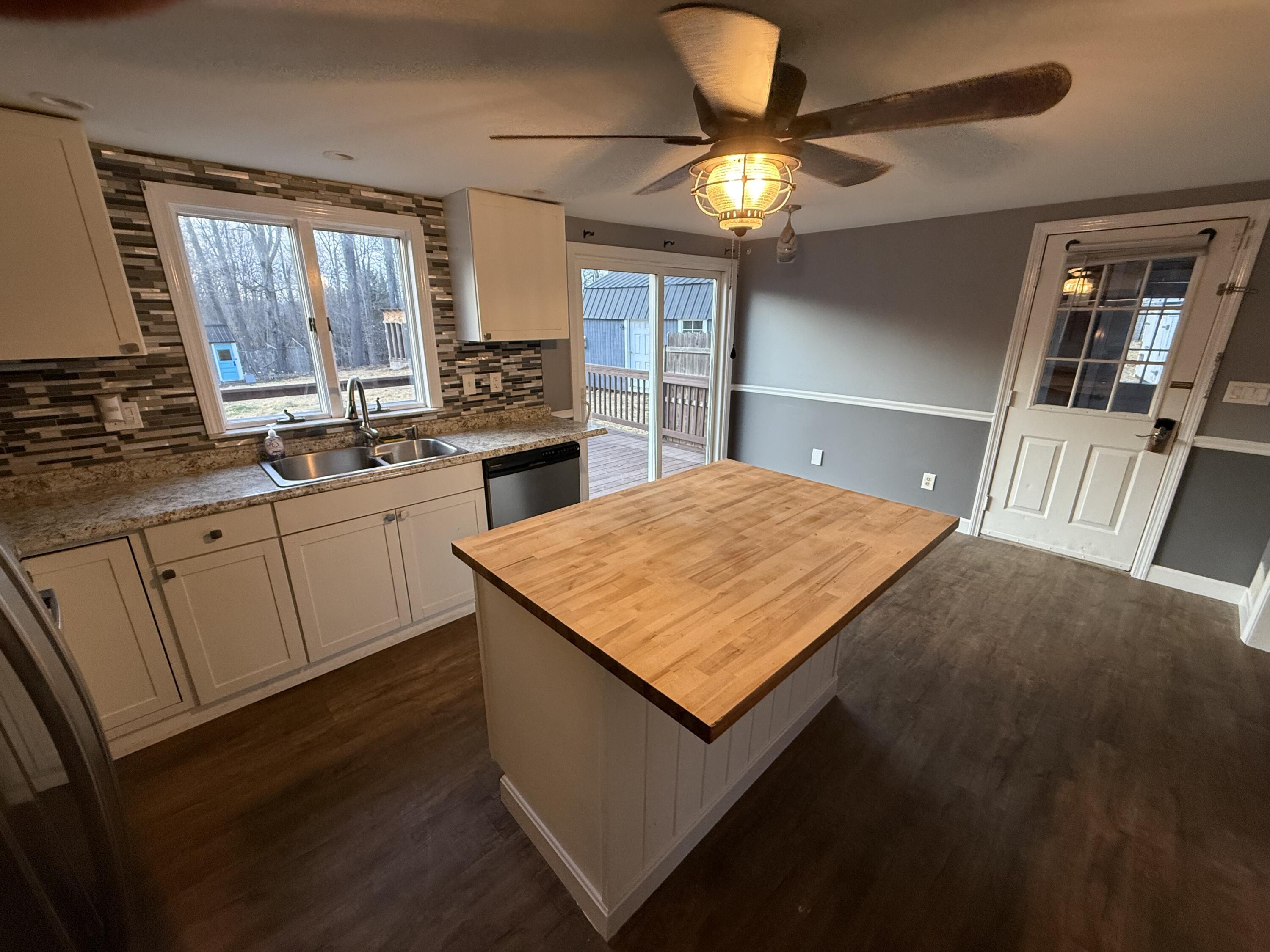 property viewer photo 6