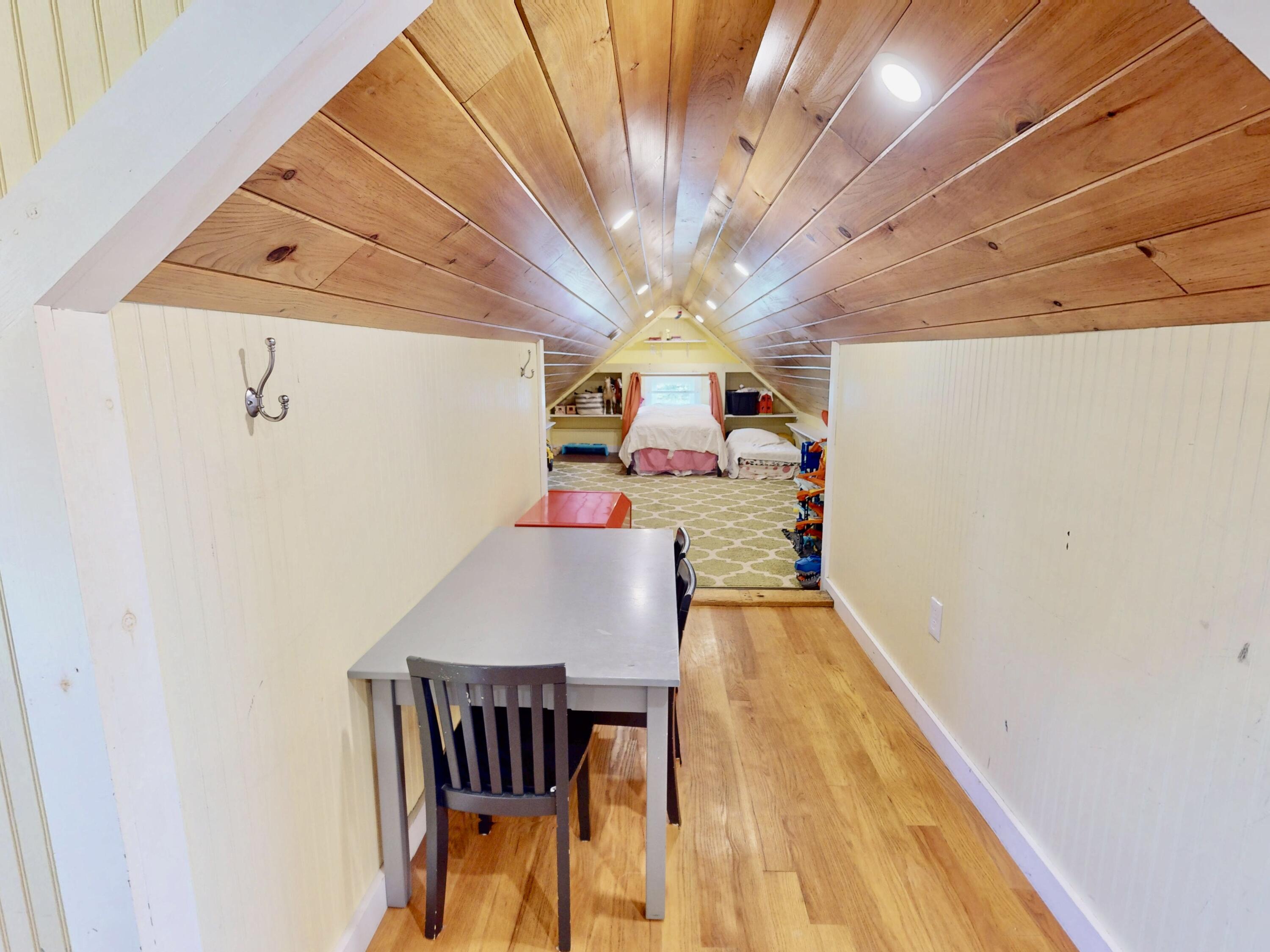 main property photo 59