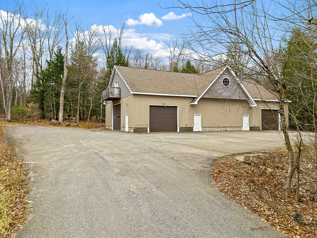 main property photo 19