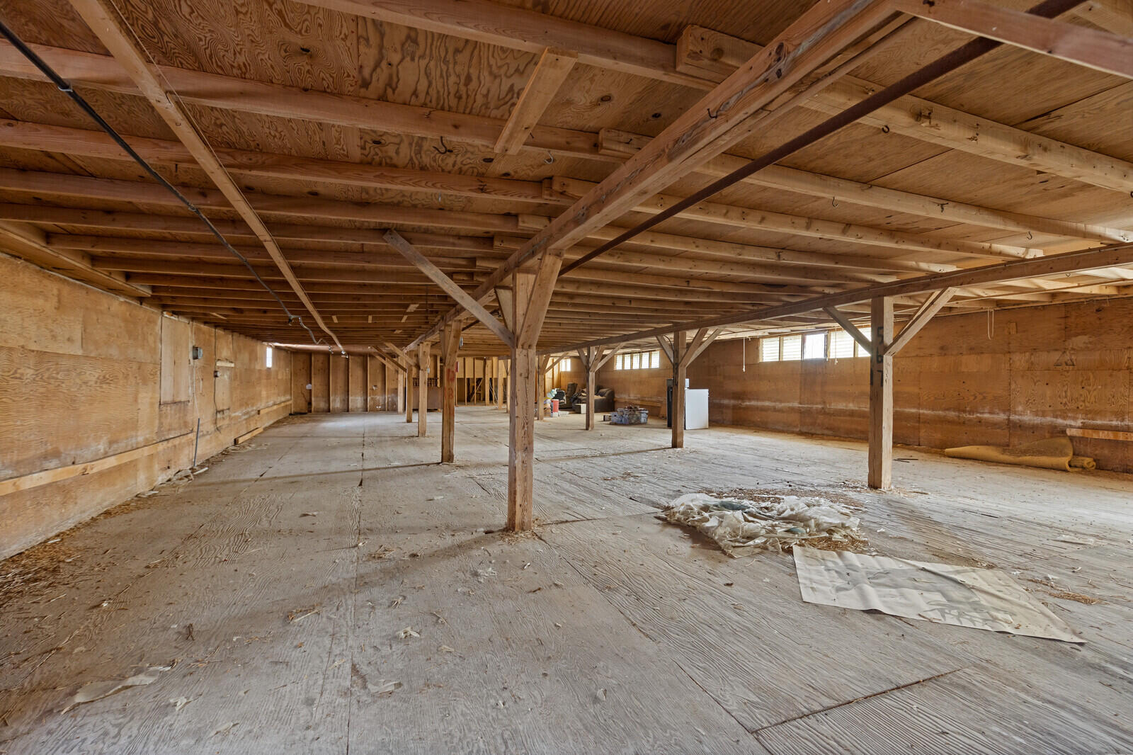 main property photo 39