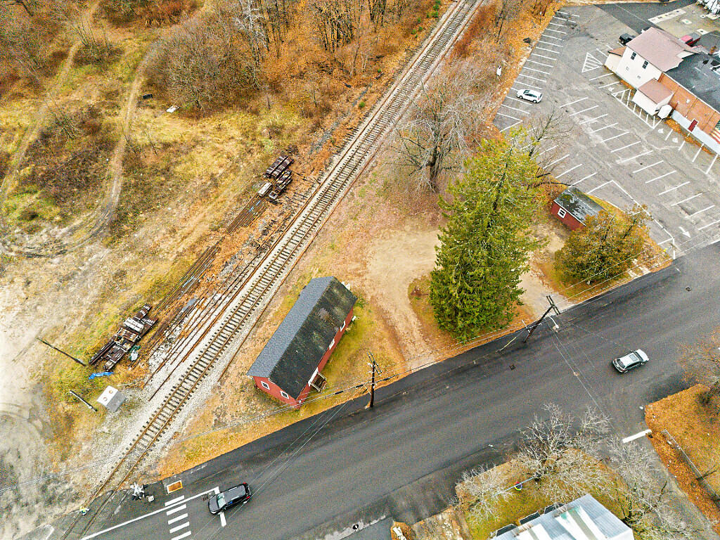 main property photo 19