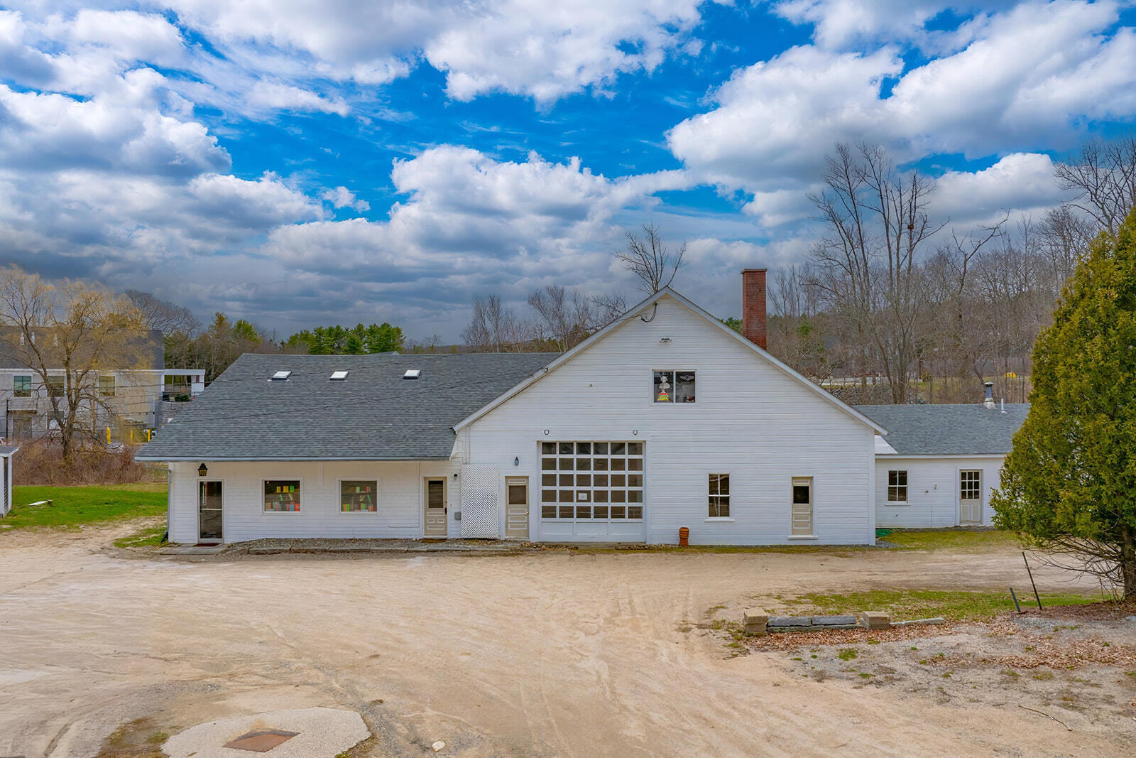 main property photo 31