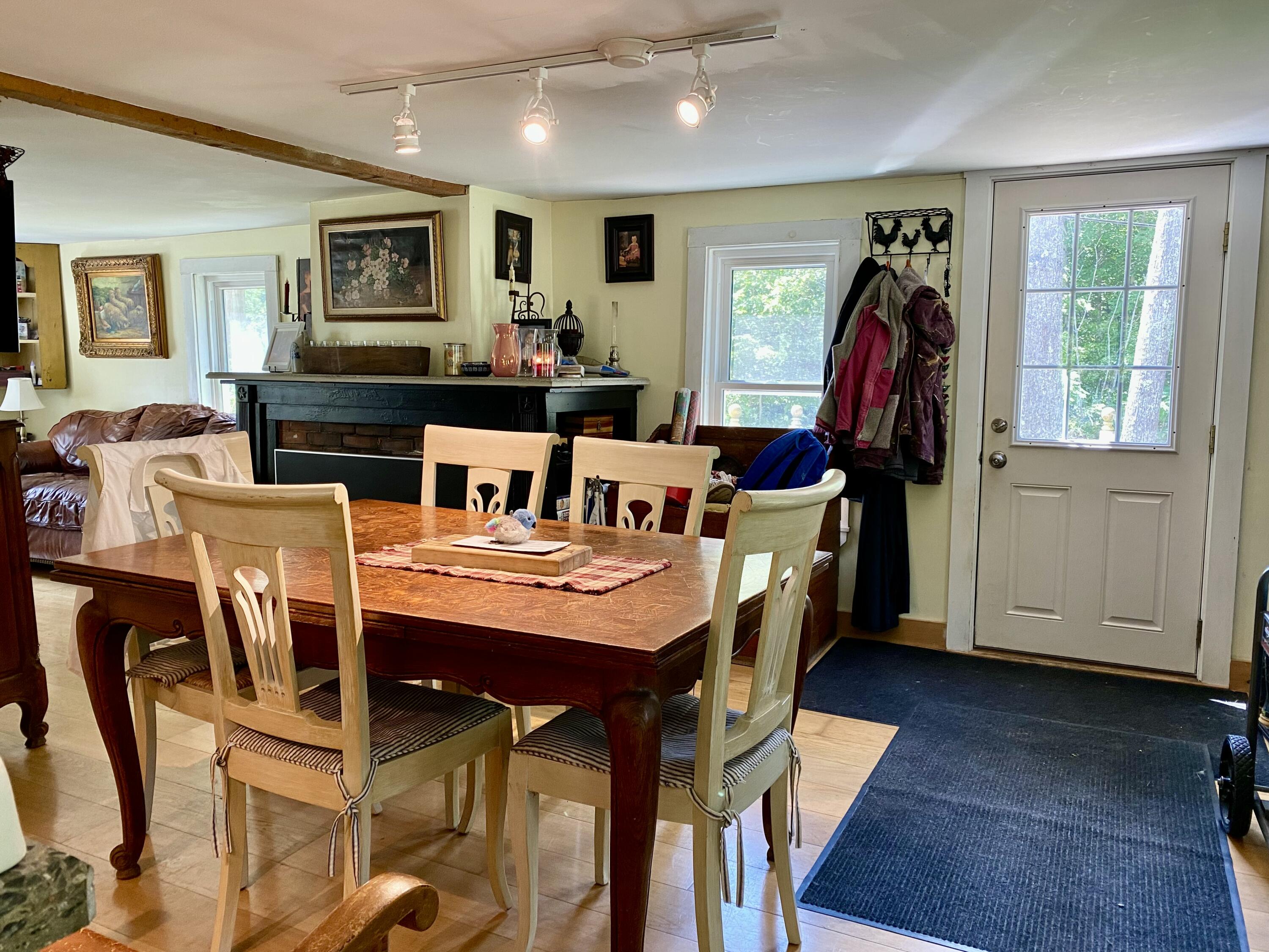 main property photo 18