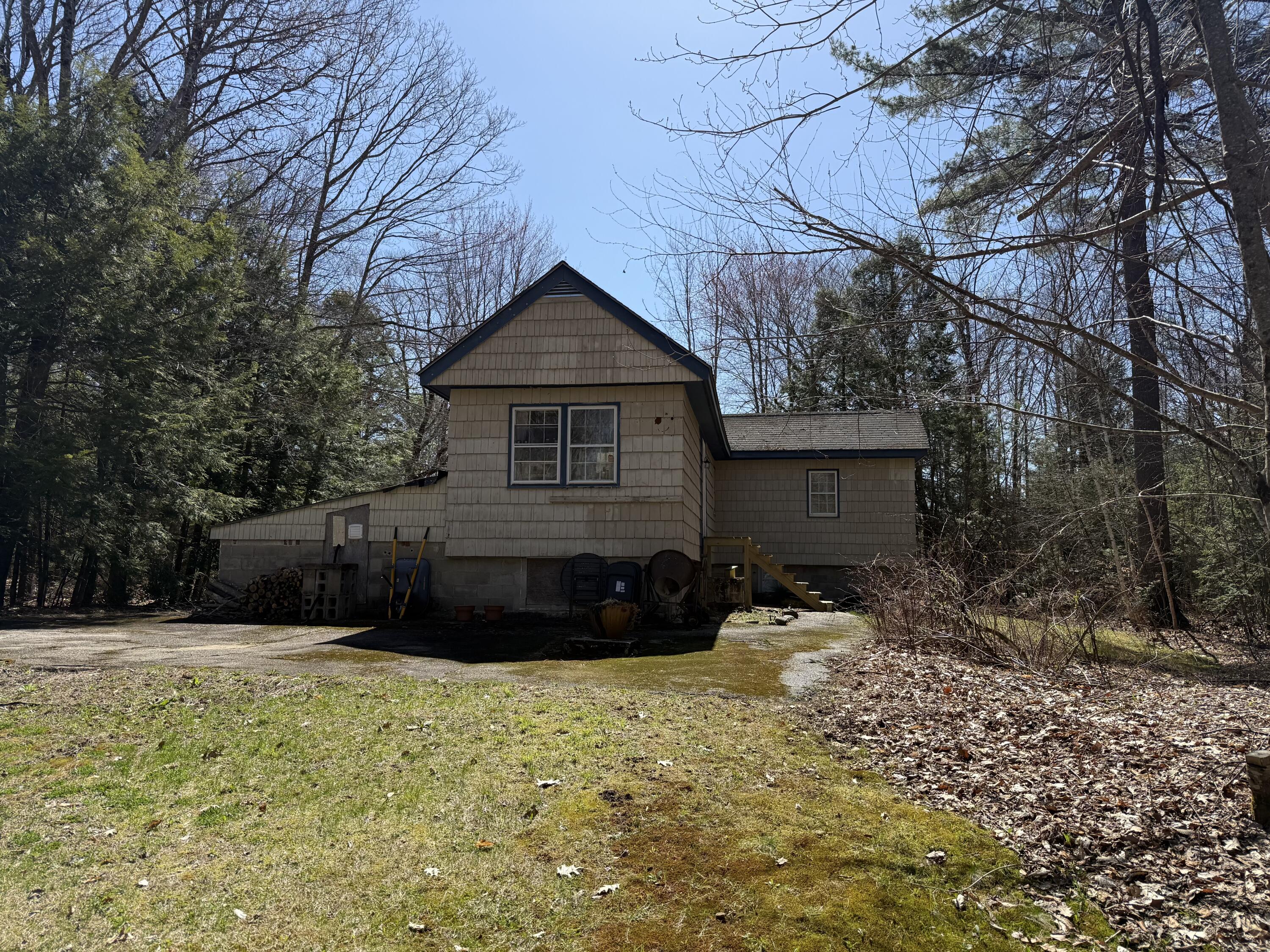 main property photo 12