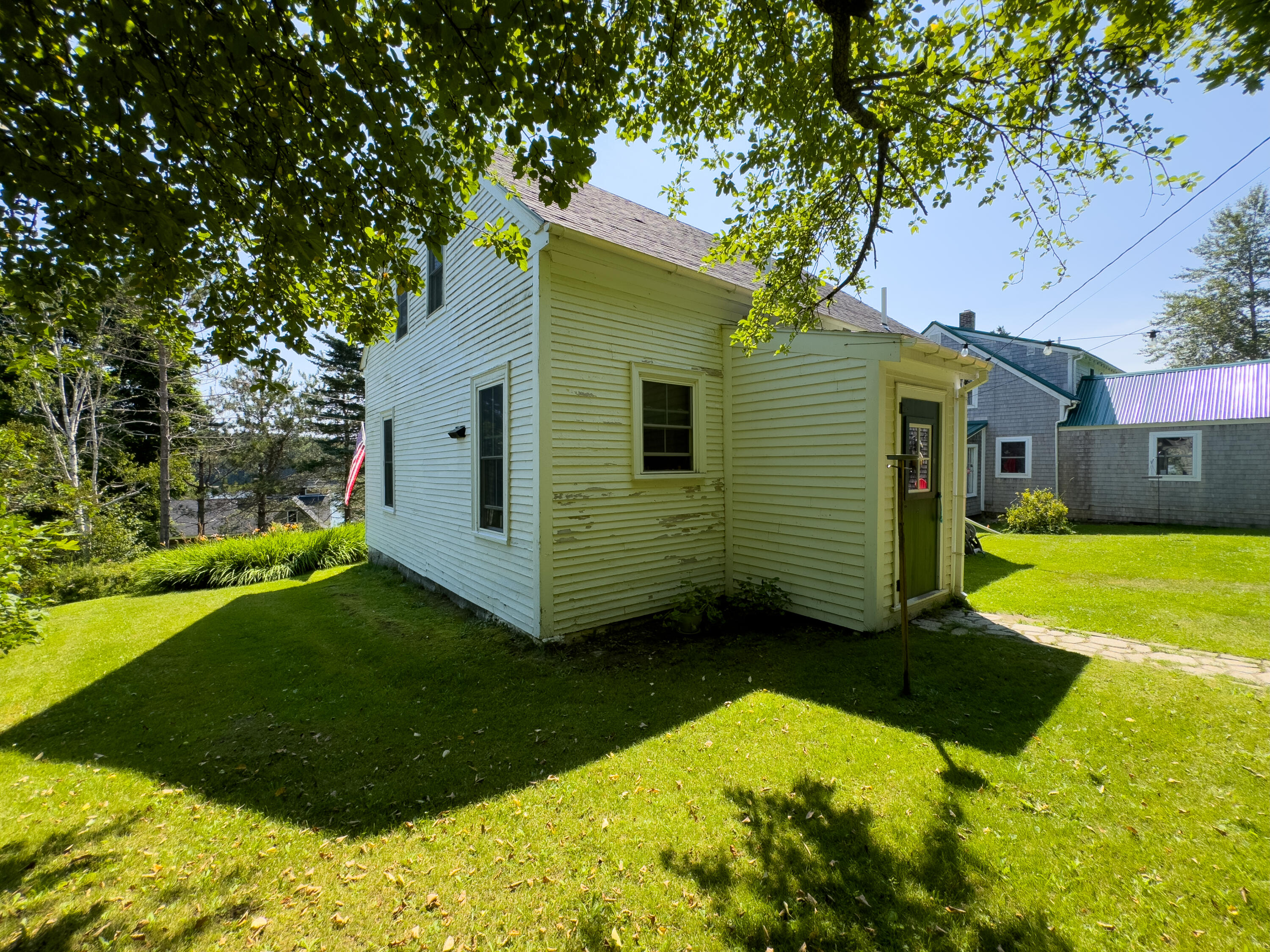 main property photo 35