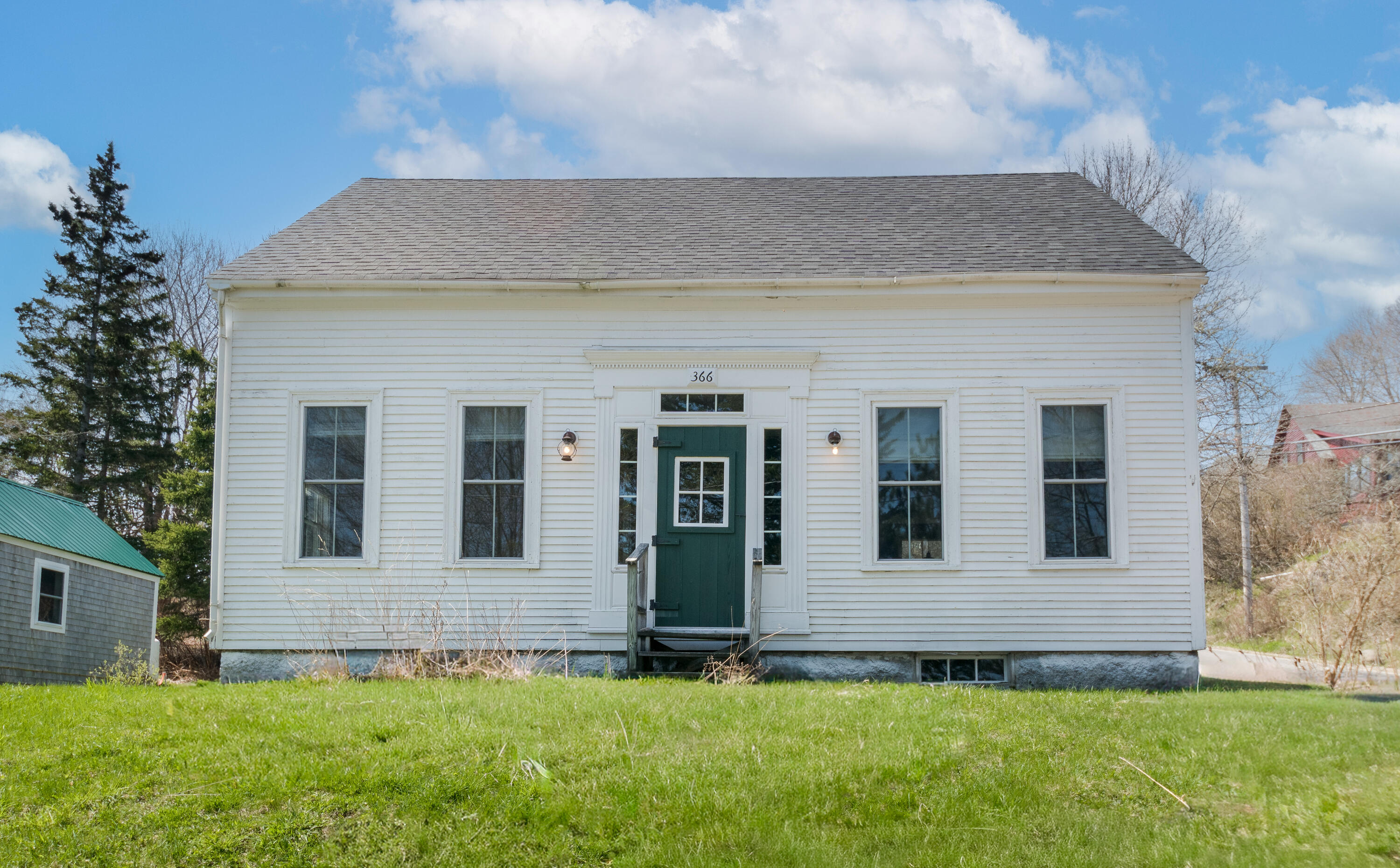 main property photo 36