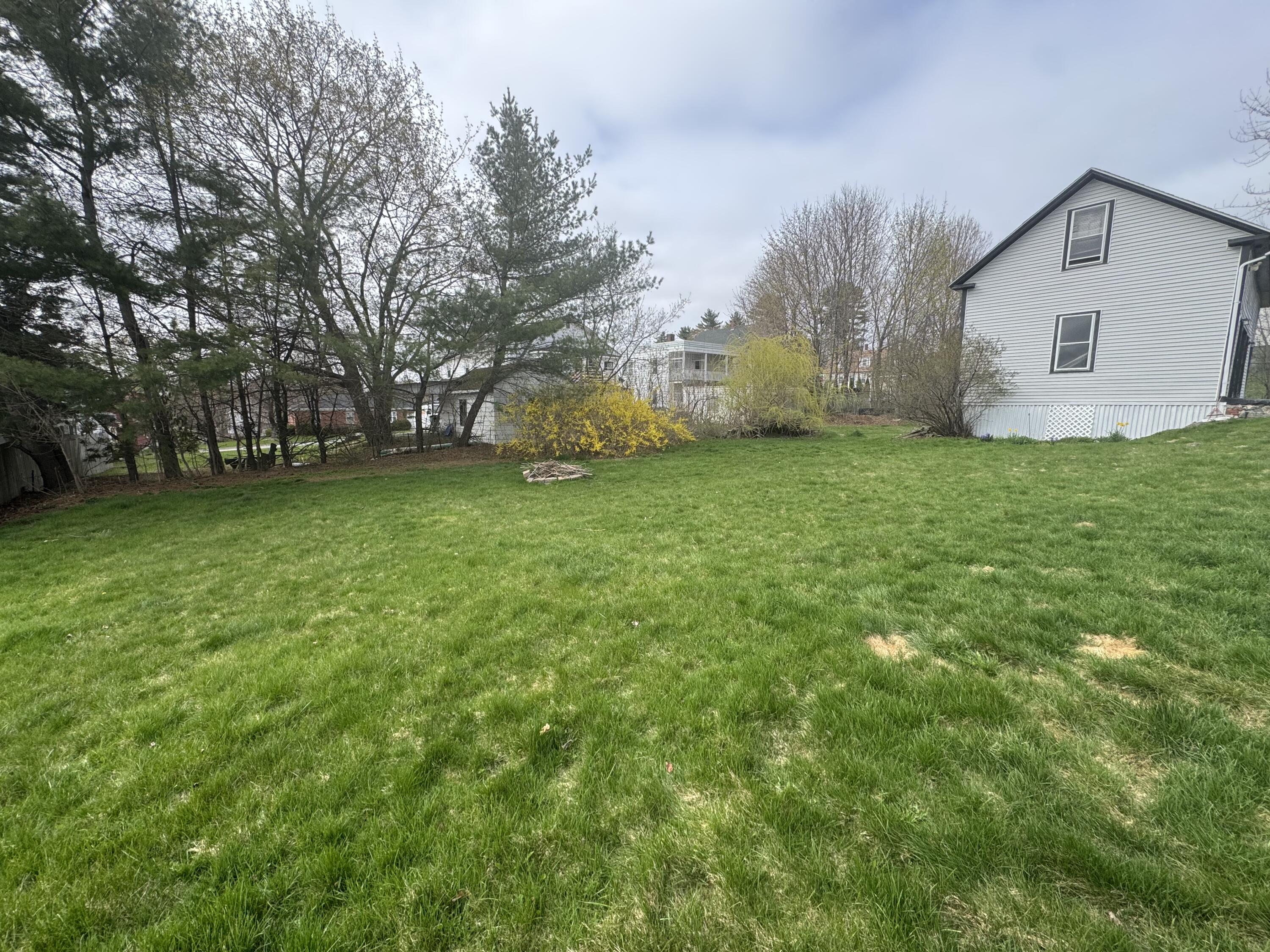main property photo 30