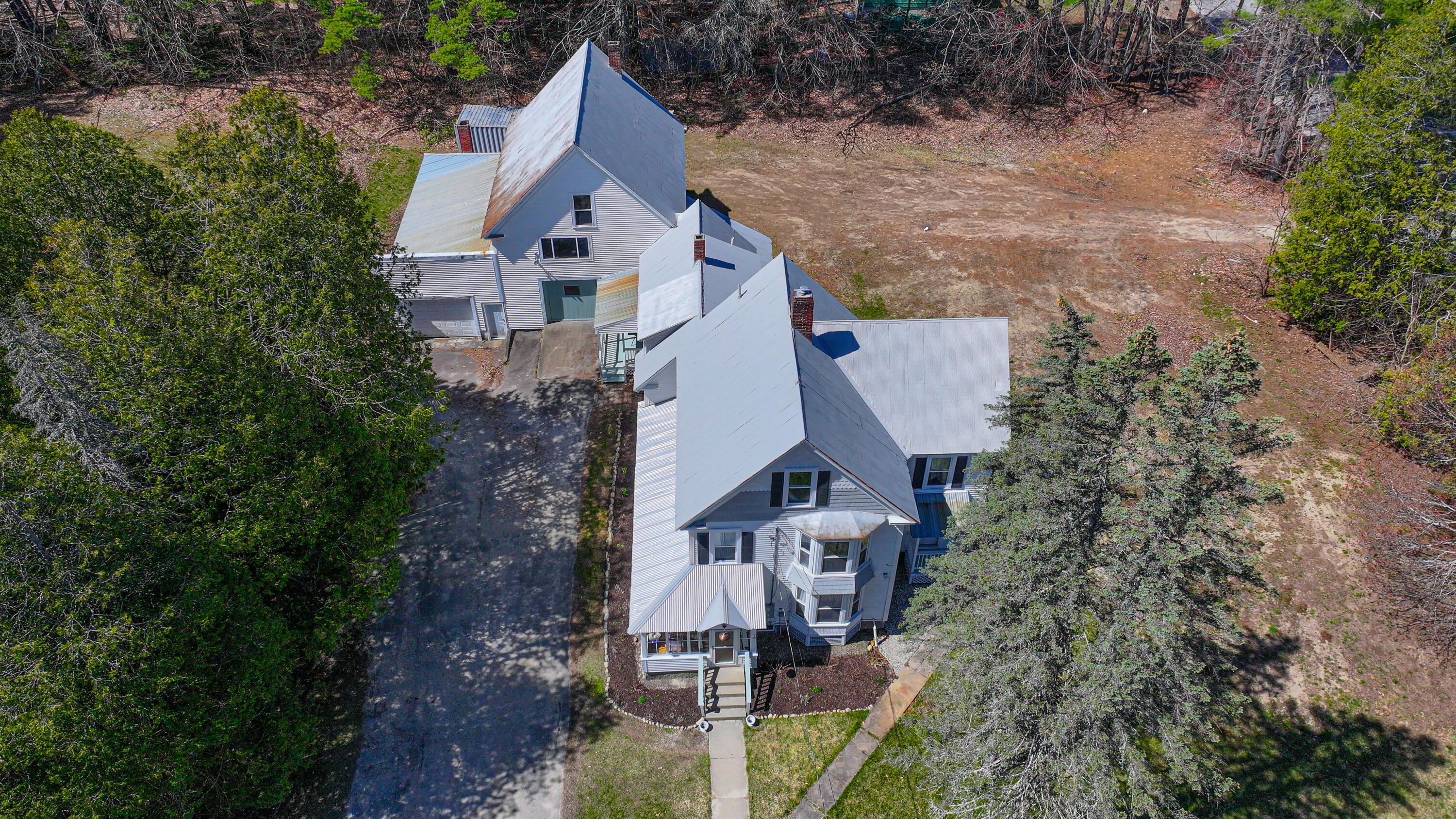 main property photo 27