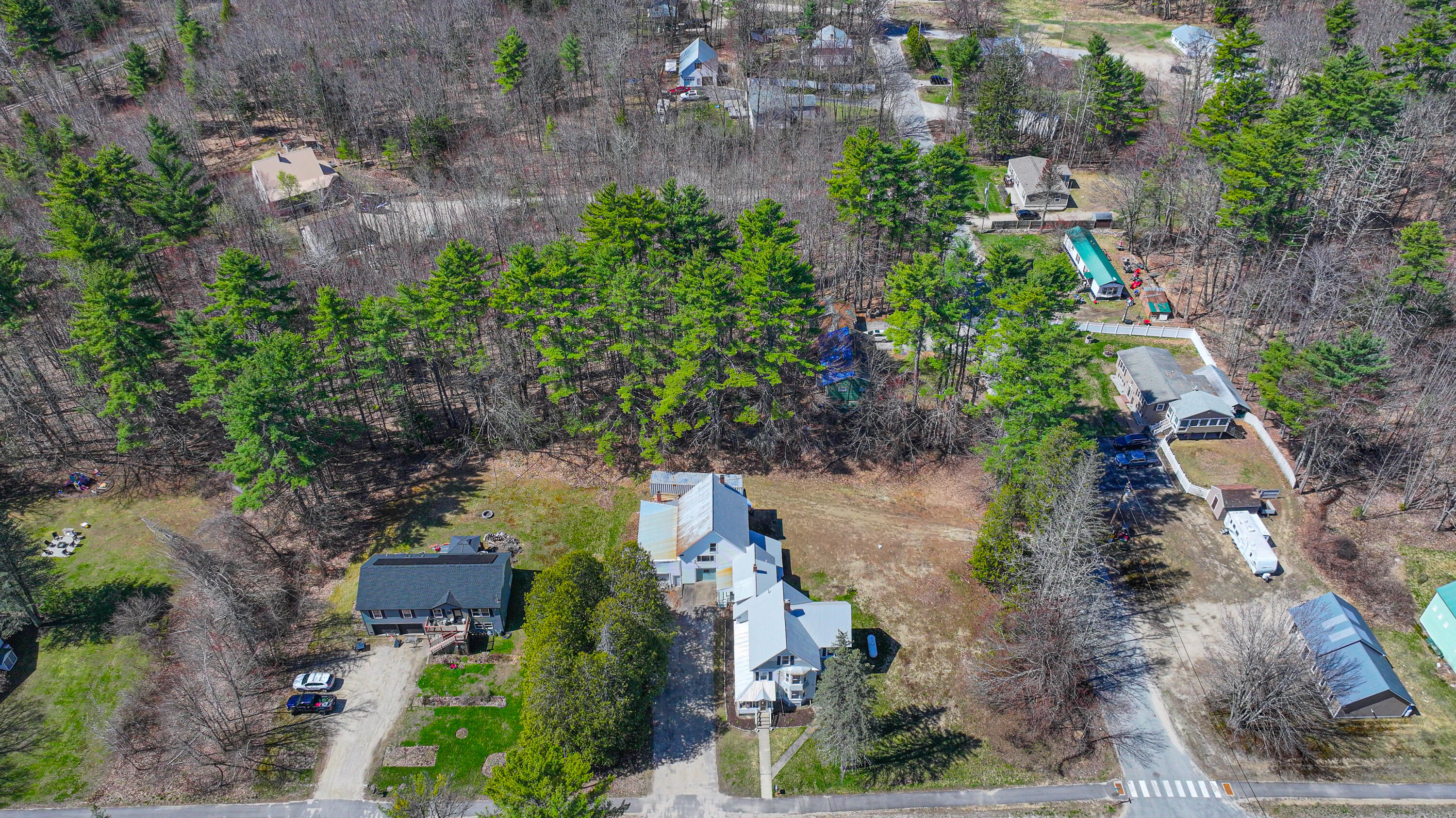 main property photo 36