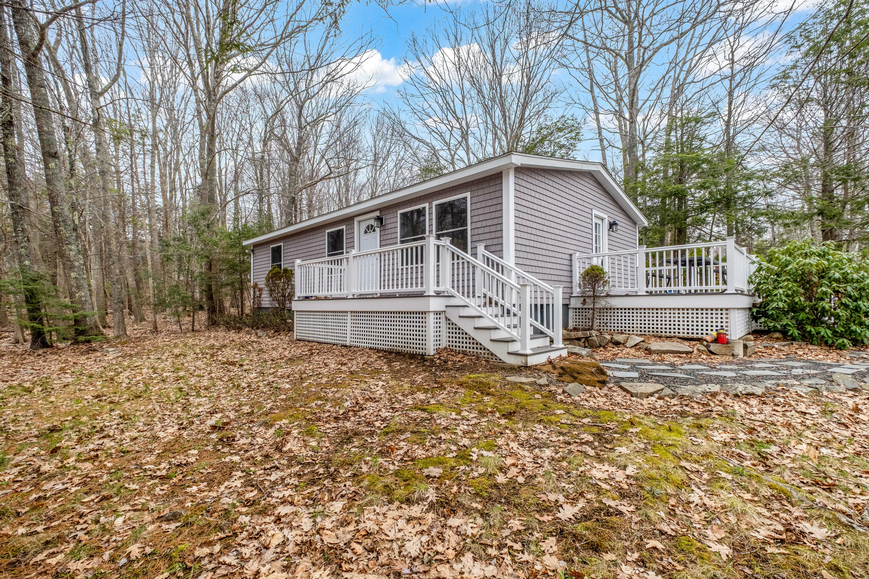 main property photo 23