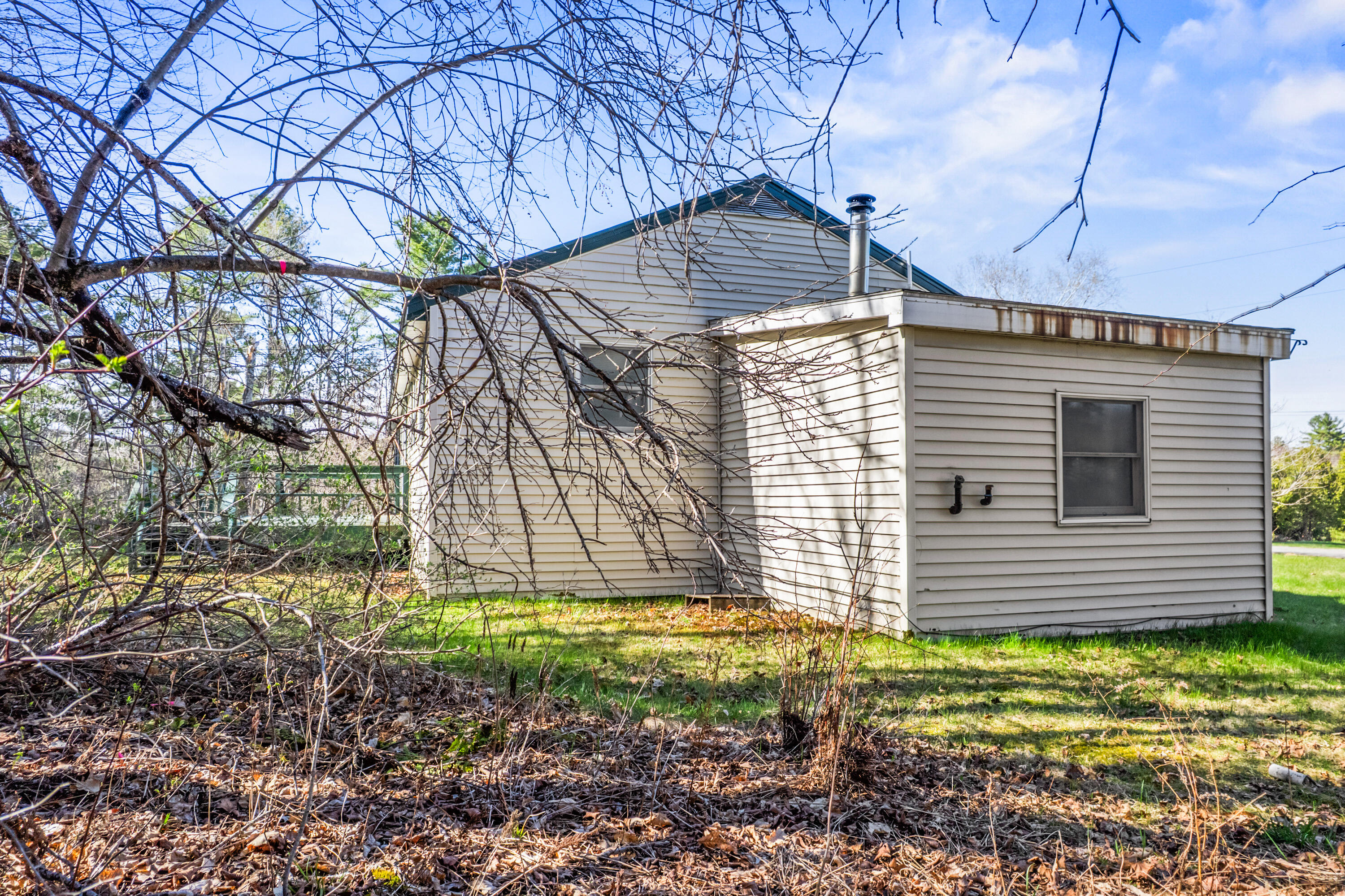 main property photo 8